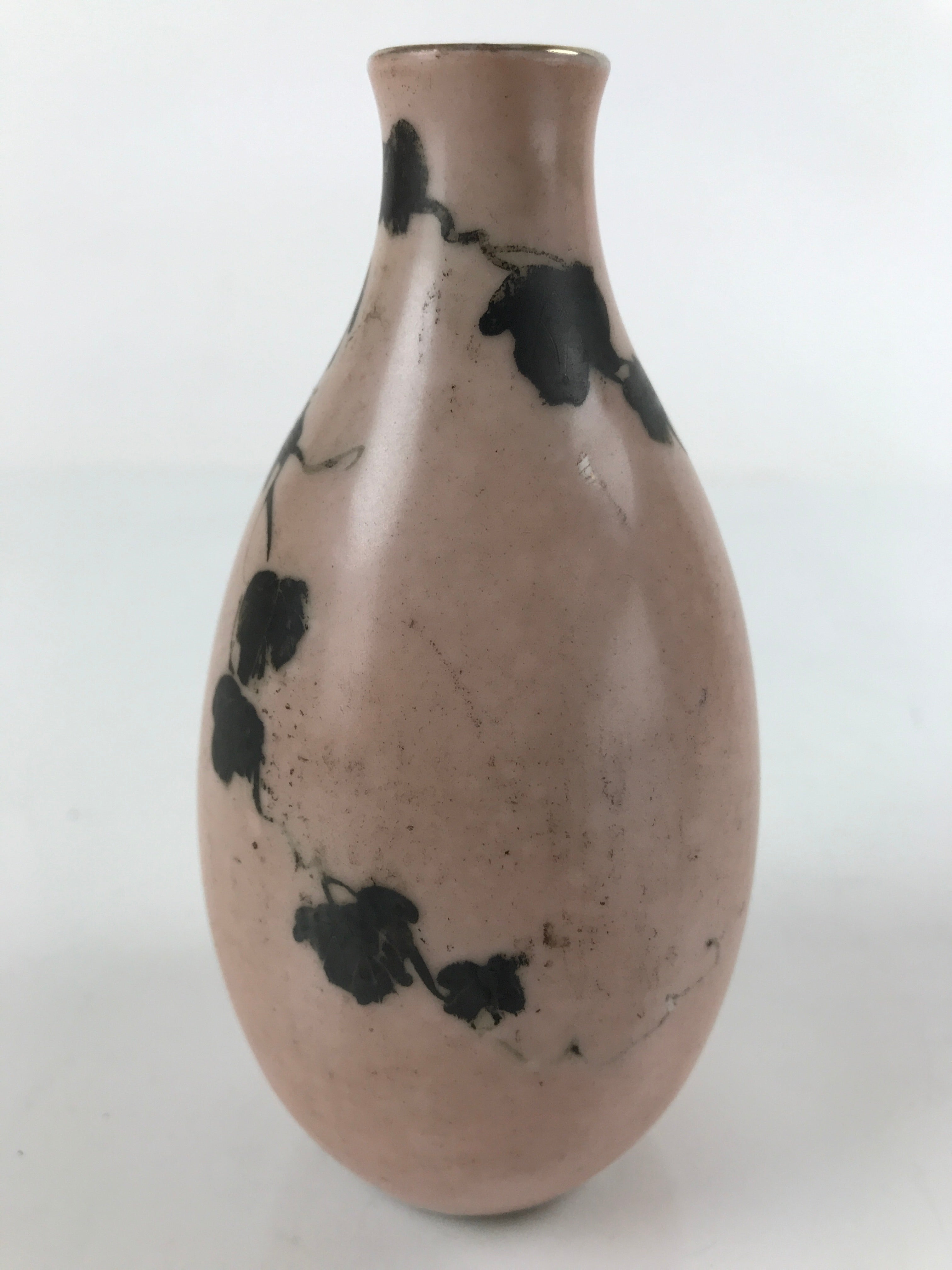 Japanese Porcelain Kutani Ware Sake Bottle Tokkuri Vtg Black Vines Pink TS660