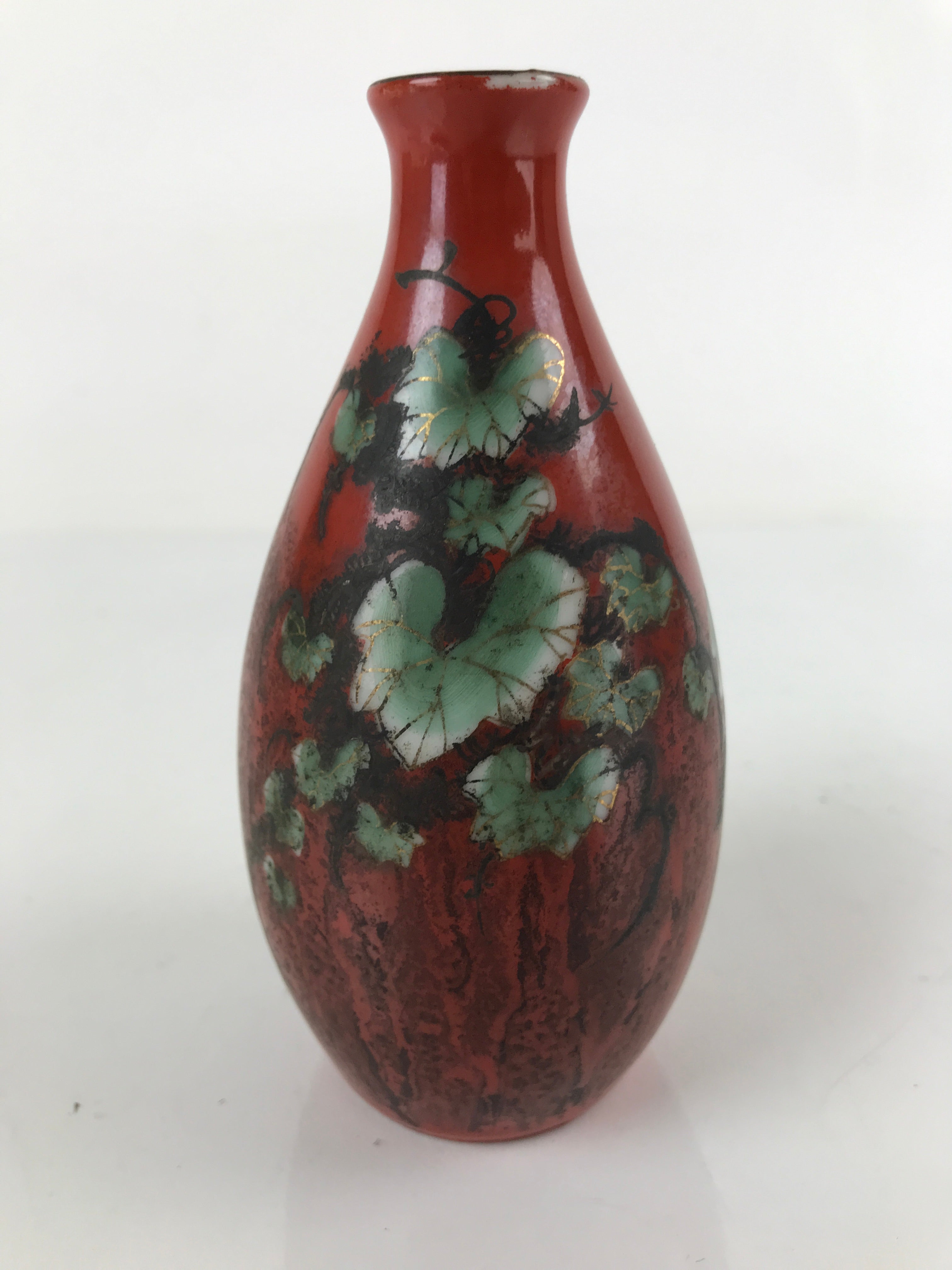 Japanese Porcelain Kutani Ware Sake Bottle Tokkuri Vtg Lush Vines Red TS661