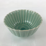 Japanese Porcelain Large Bowl Vtg Chrysanthemum Flower Shape Celadon PY903