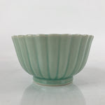 Japanese Porcelain Large Bowl Vtg Chrysanthemum Flower Shape Celadon PY903