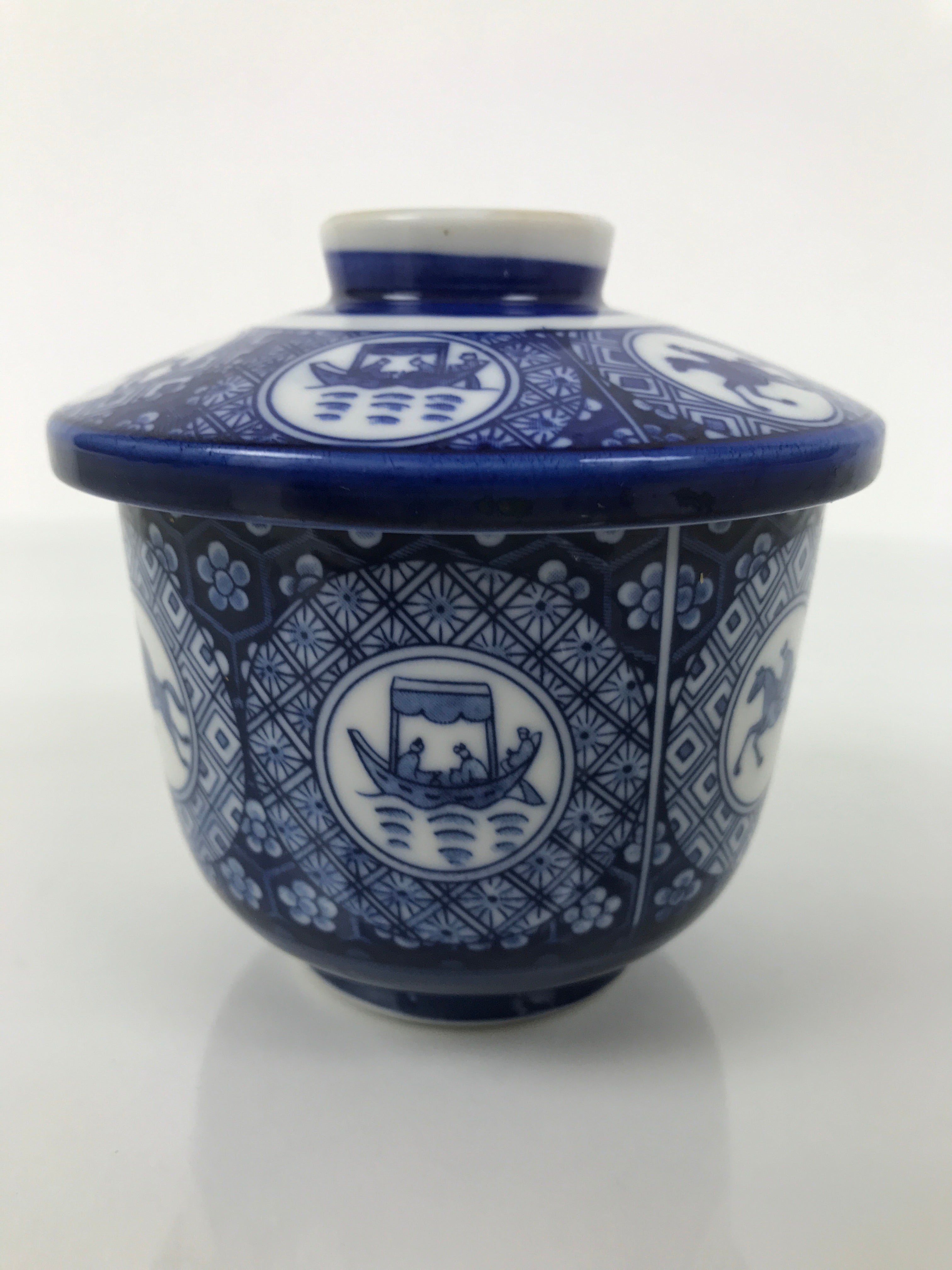 Japanese Porcelain Lidded Bowl Mushiwan Vtg White Blue Horse Boat Sometsuke Y455