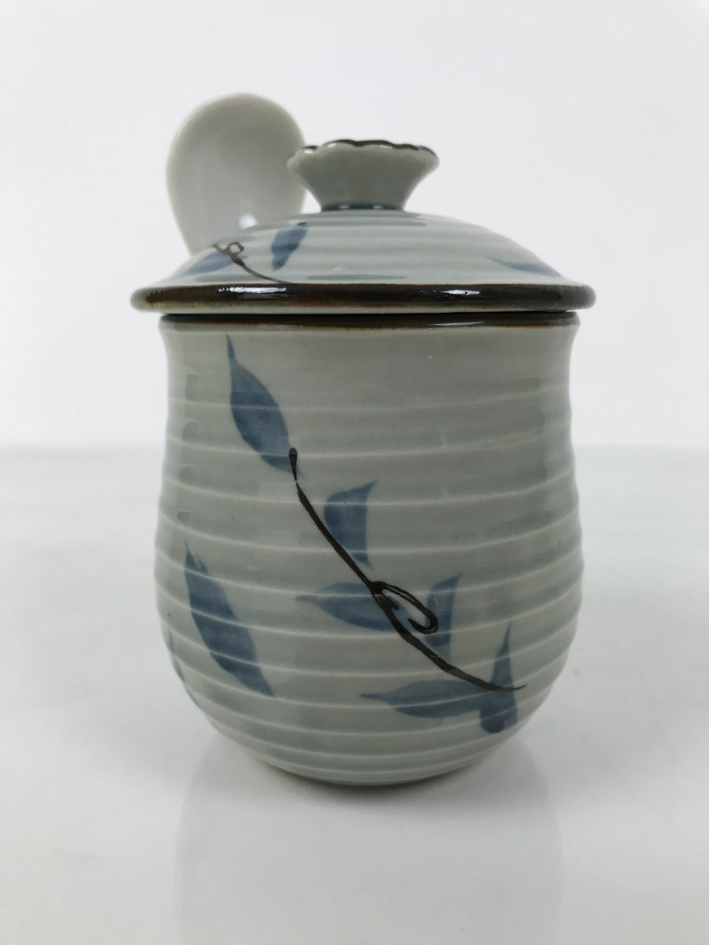 Japanese Porcelain Lidded Cup w/Spoon Pink Cherry Blossom Blue Container Y488