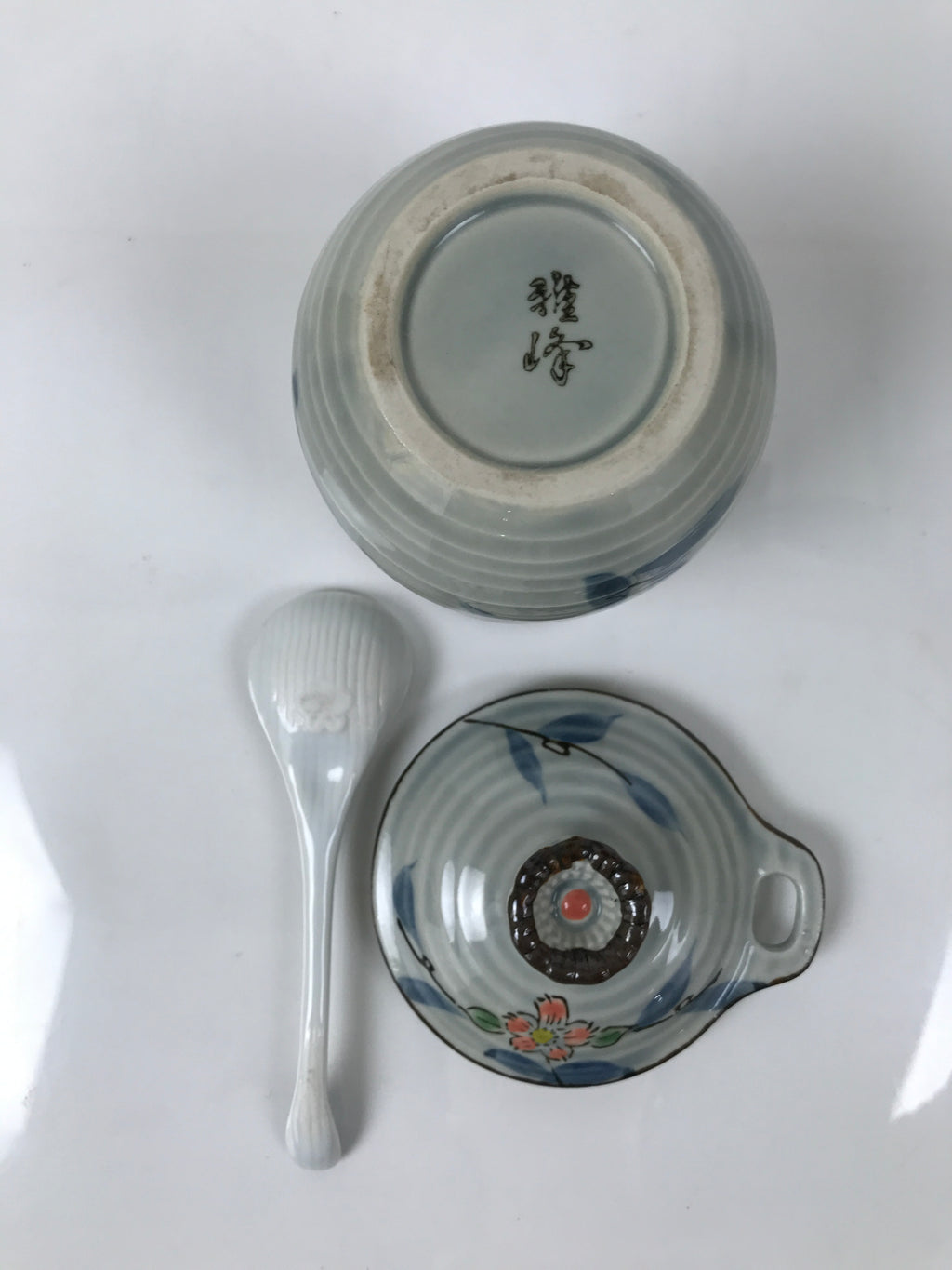 Japanese Porcelain Lidded Cup w/Spoon Pink Cherry Blossom Blue Container Y489