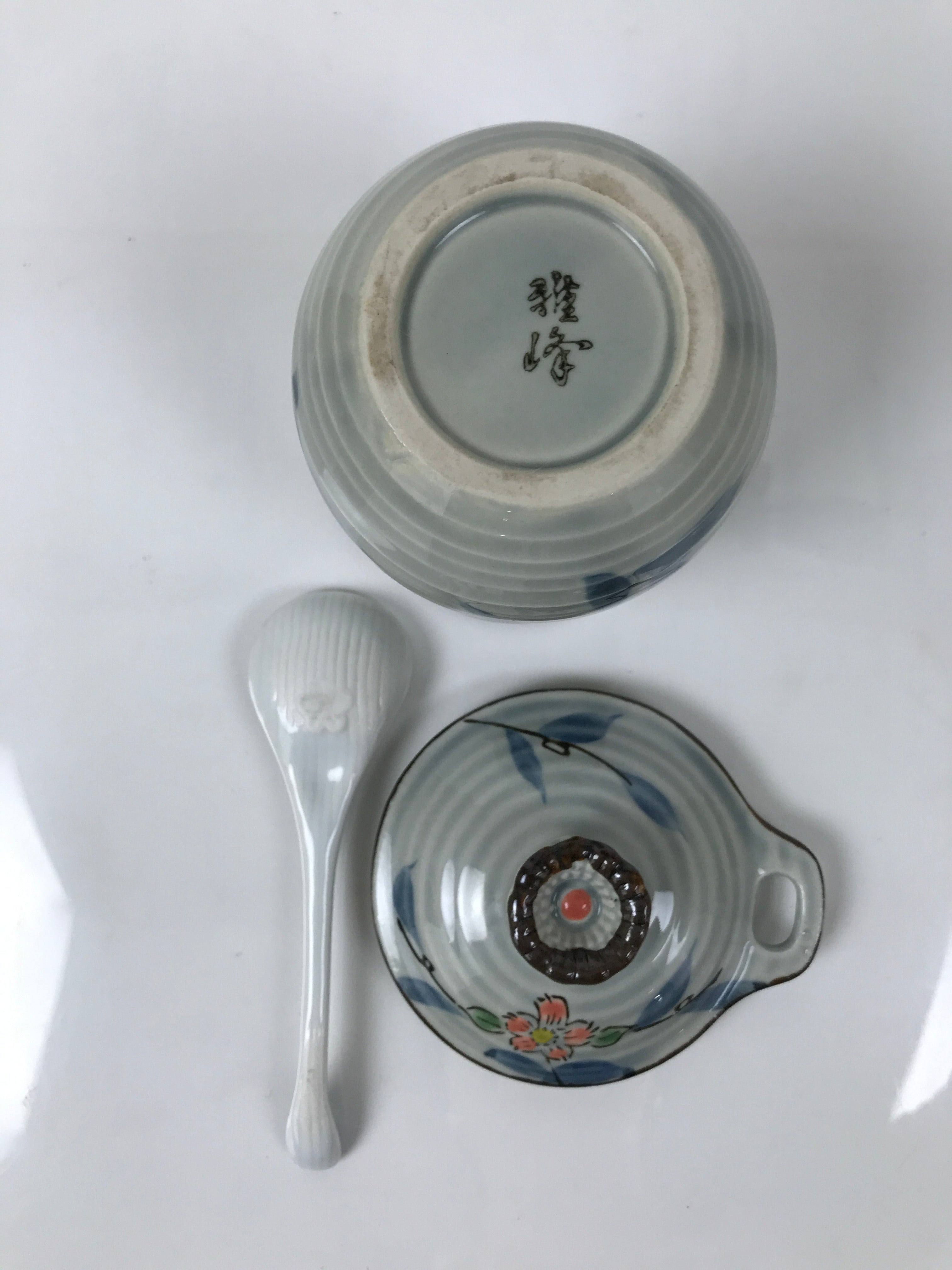 Japanese Porcelain Lidded Cup w/Spoon Pink Cherry Blossom Blue Container Y489