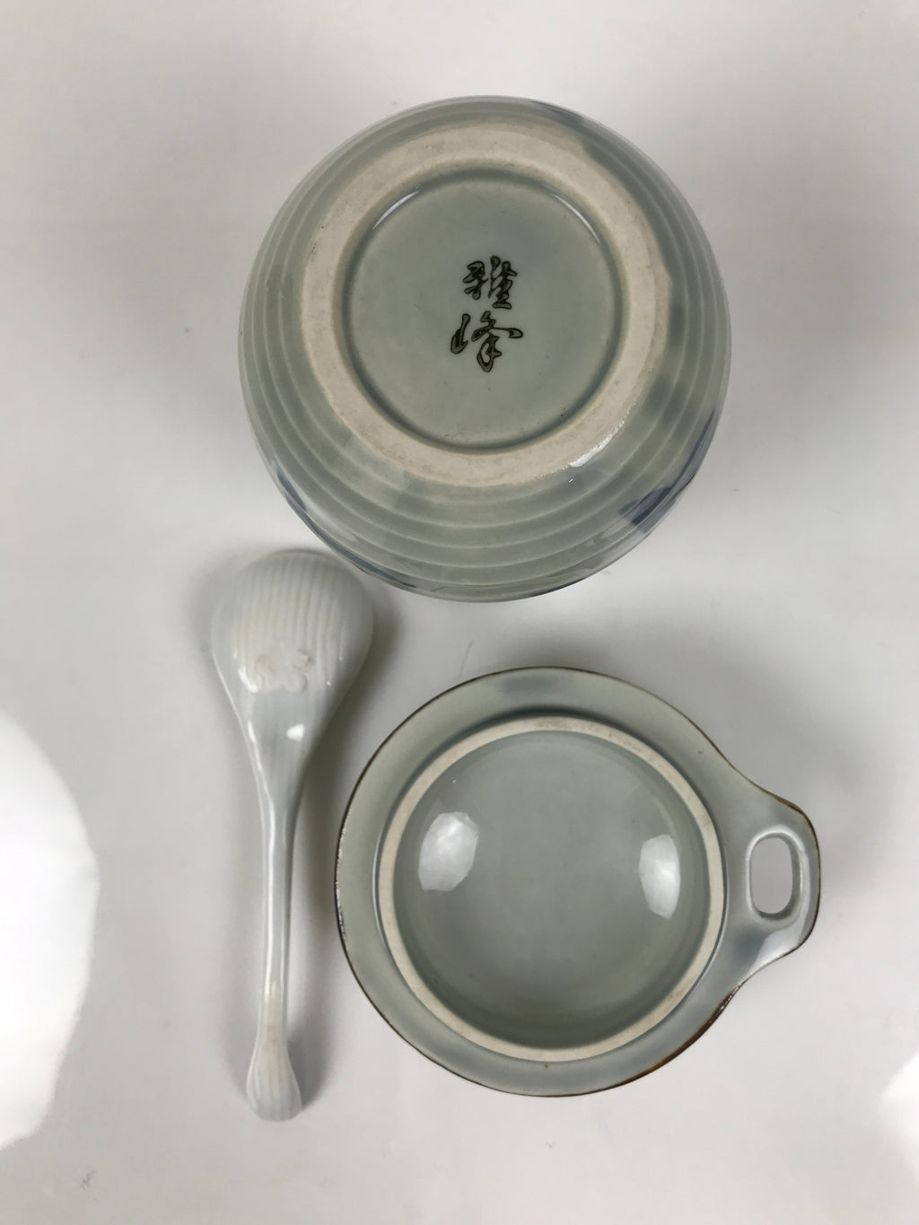 Japanese Porcelain Lidded Cup w/Spoon Pink Cherry Blossom Blue Container Y490