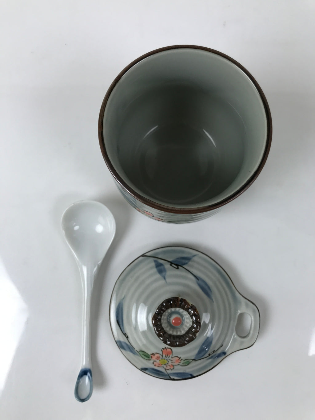 Japanese Porcelain Lidded Cup w/Spoon Pink Cherry Blossom Blue Container Y492