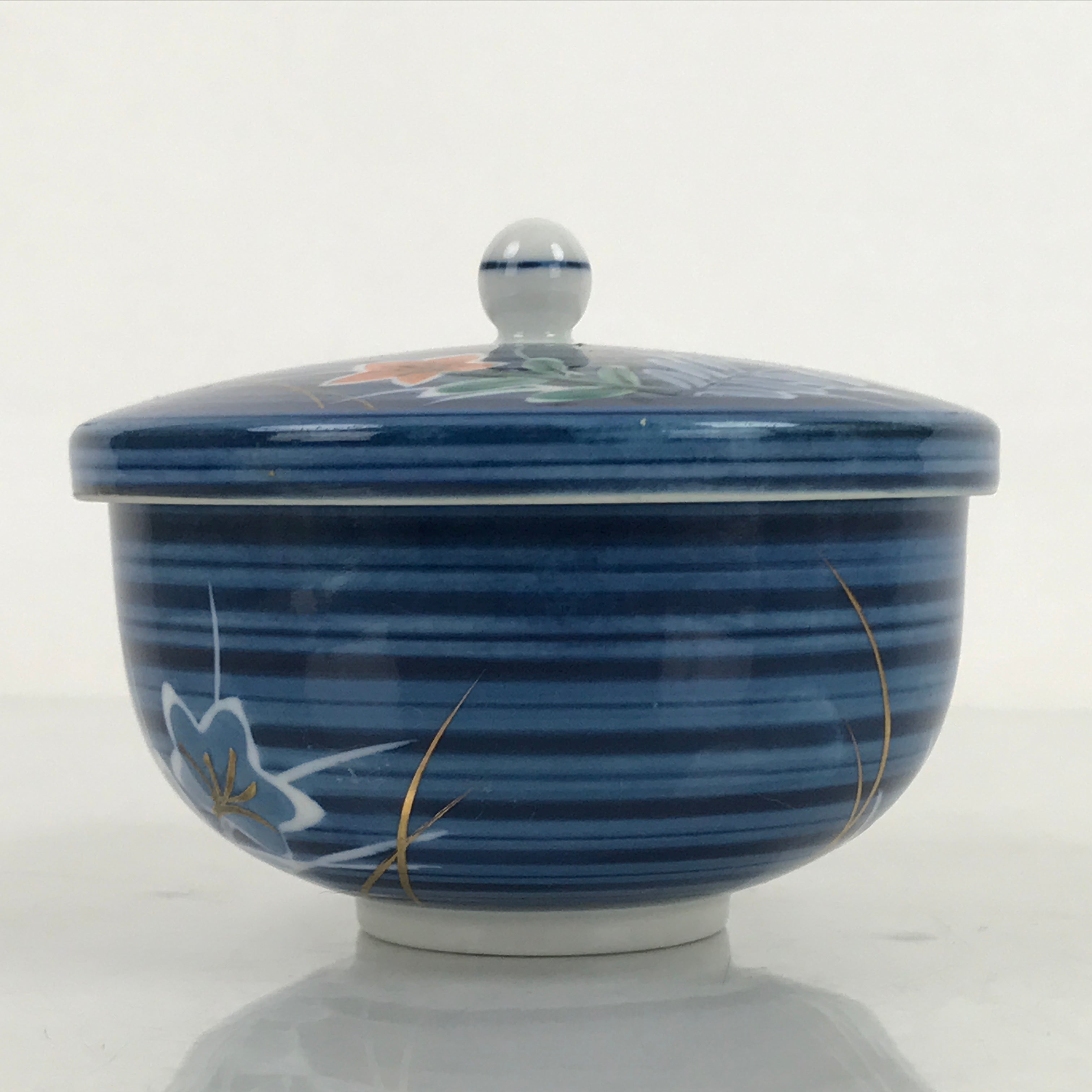 Japanese Porcelain Lidded Teacup Vtg Kikyo Balloon Flower Yunomi Blue TC504