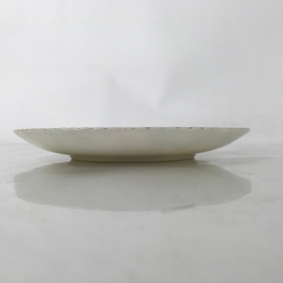 Japanese Porcelain Medium Serving Plate Chuzara Vtg Round Pink Floral Leaf Y245