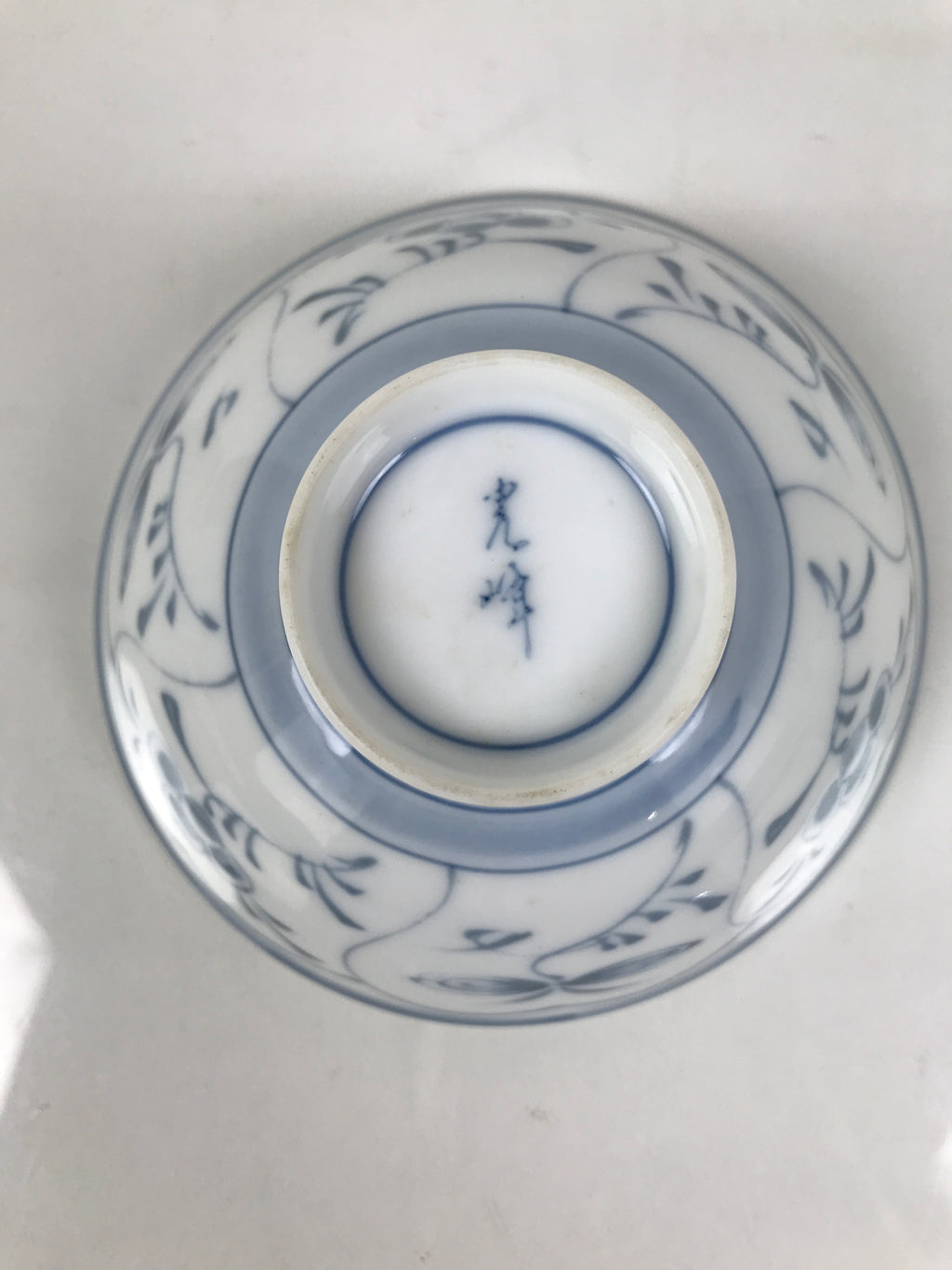 Japanese Porcelain Mino Ware Rice Bowl Chawan Vtg White Blue Plant Vine Tea Y493