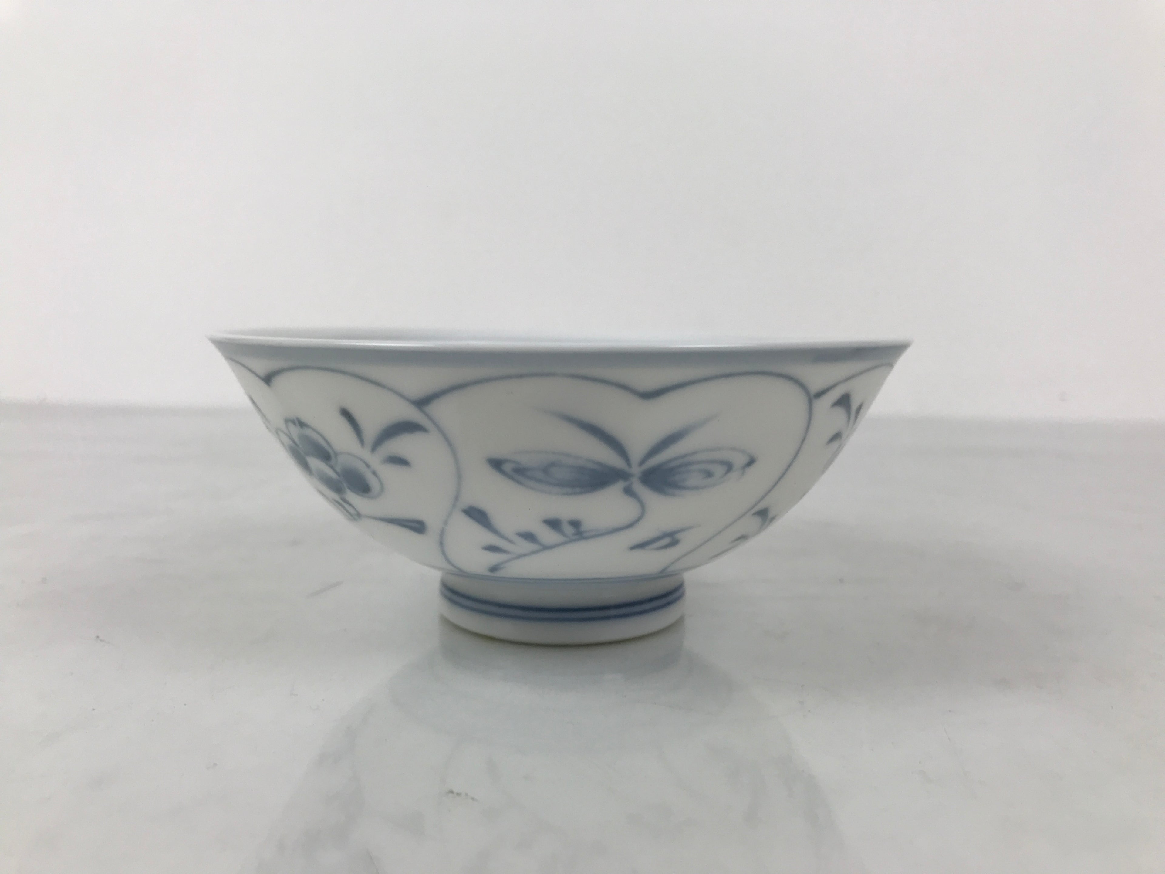 Japanese Porcelain Mino Ware Rice Bowl Chawan Vtg White Blue Plant Vine Tea Y494