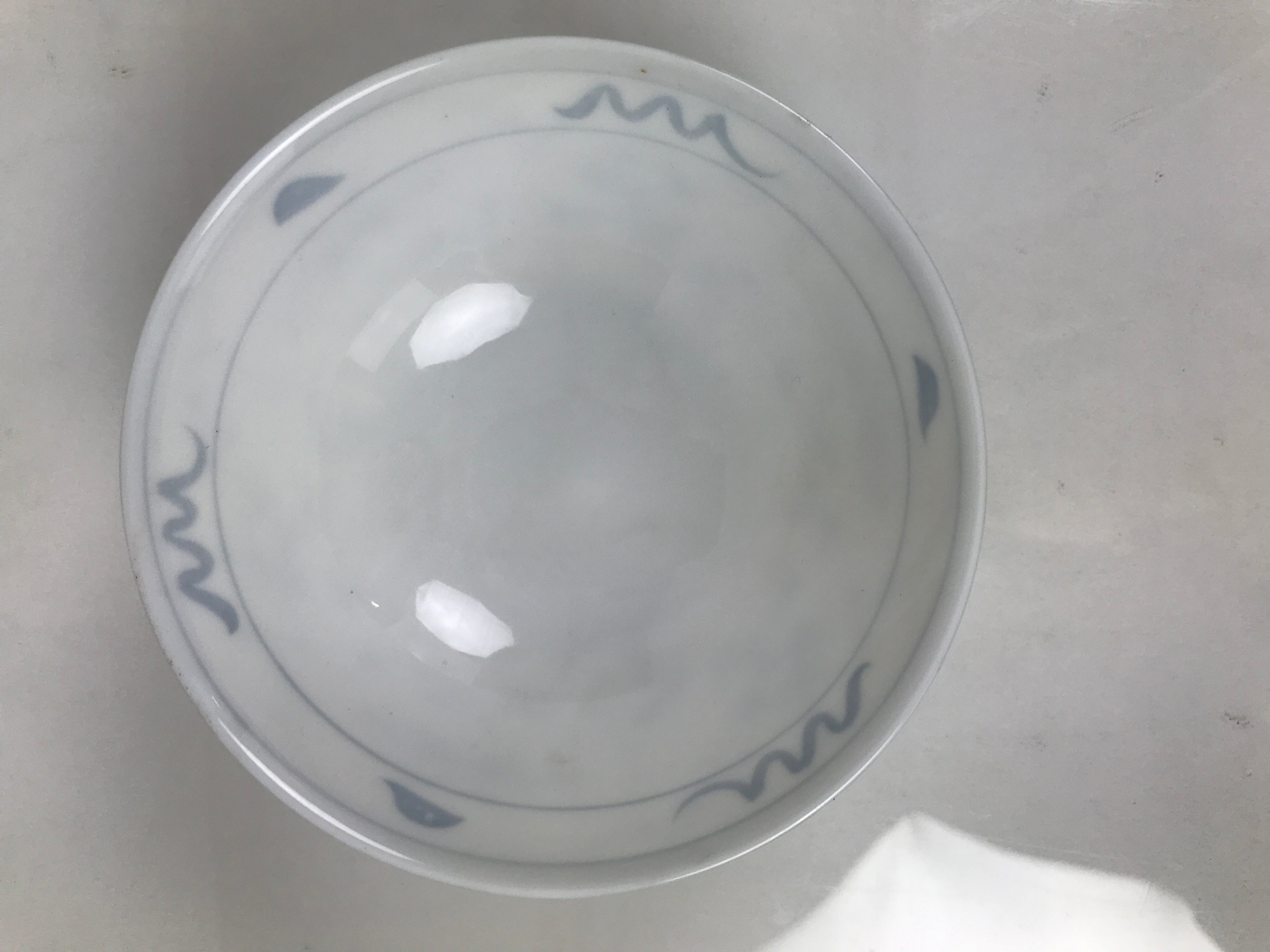 Japanese Porcelain Mino Ware Rice Bowl Chawan Vtg White Blue Plant Vine Tea Y496