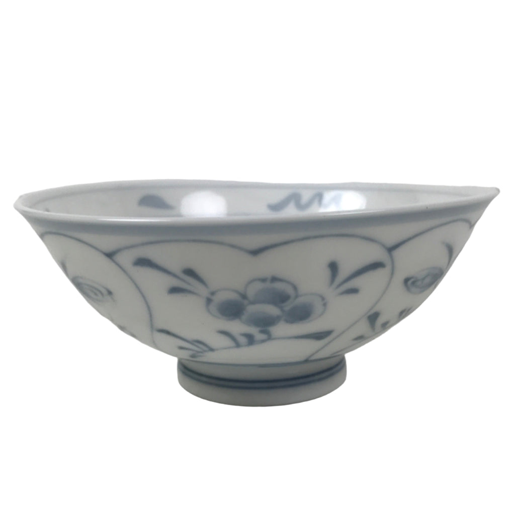 Japanese Porcelain Mino Ware Rice Bowl Chawan Vtg White Blue Plant Vine Tea Y497
