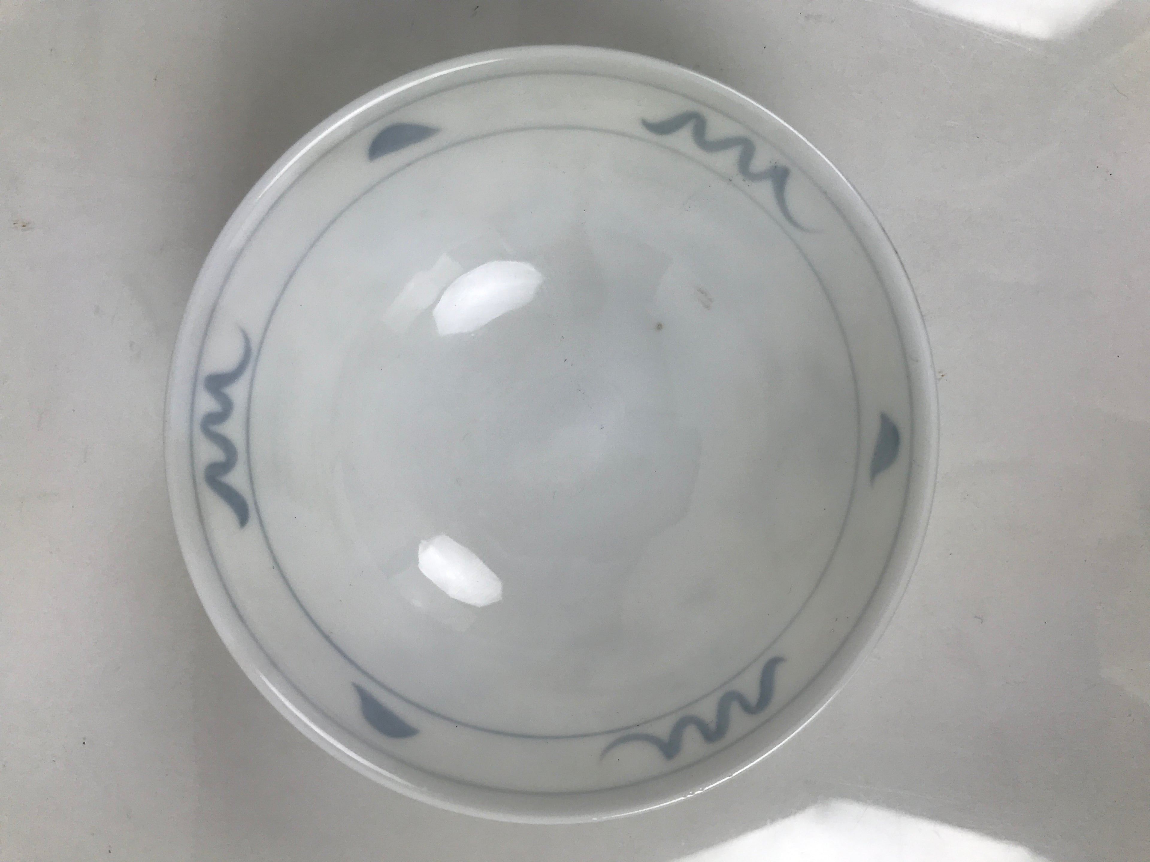 Japanese Porcelain Mino Ware Rice Bowl Chawan Vtg White Blue Plant Vine Tea Y499