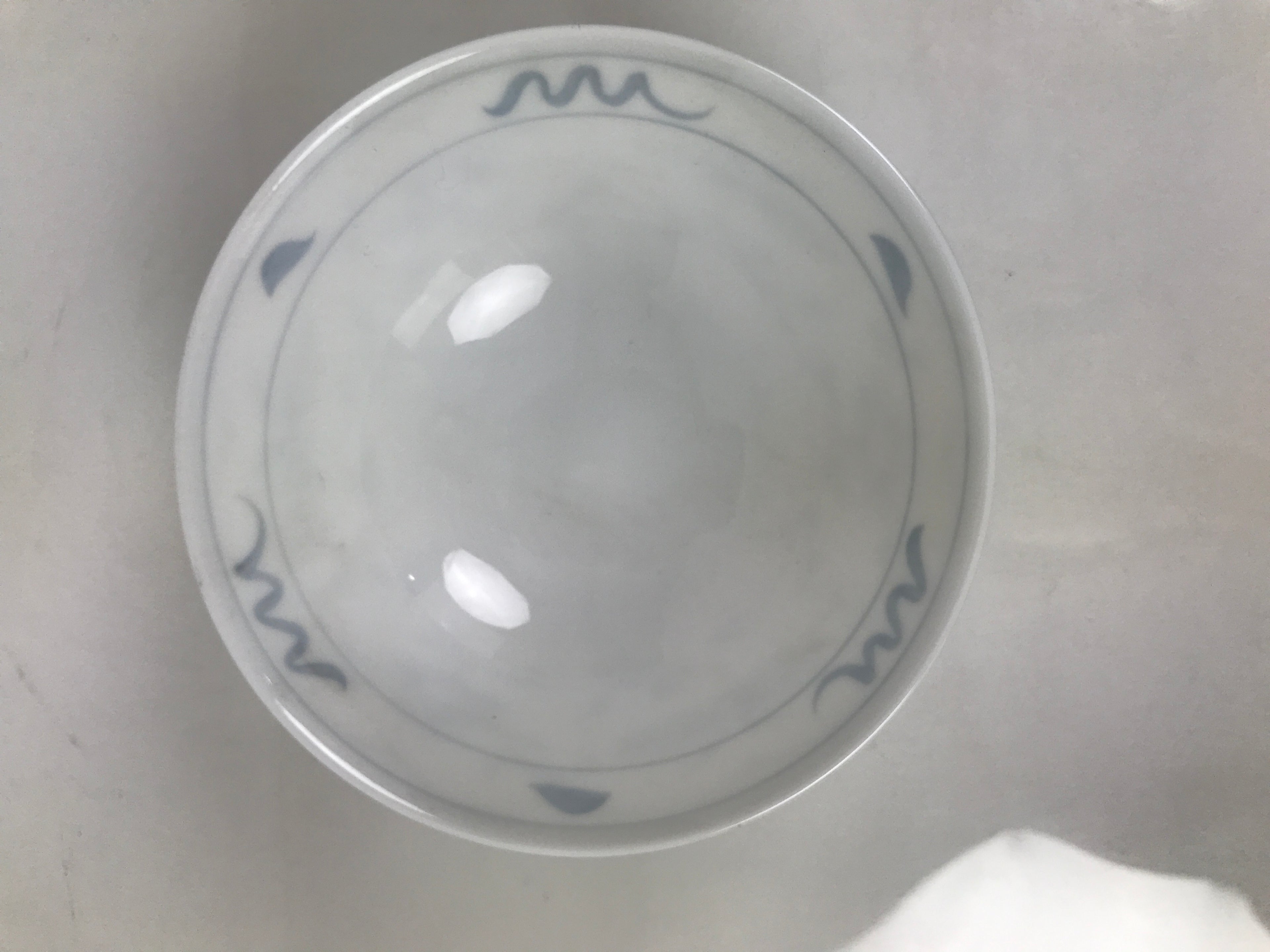 Japanese Porcelain Mino Ware Rice Bowl Chawan Vtg White Blue Plant Vine Tea Y500