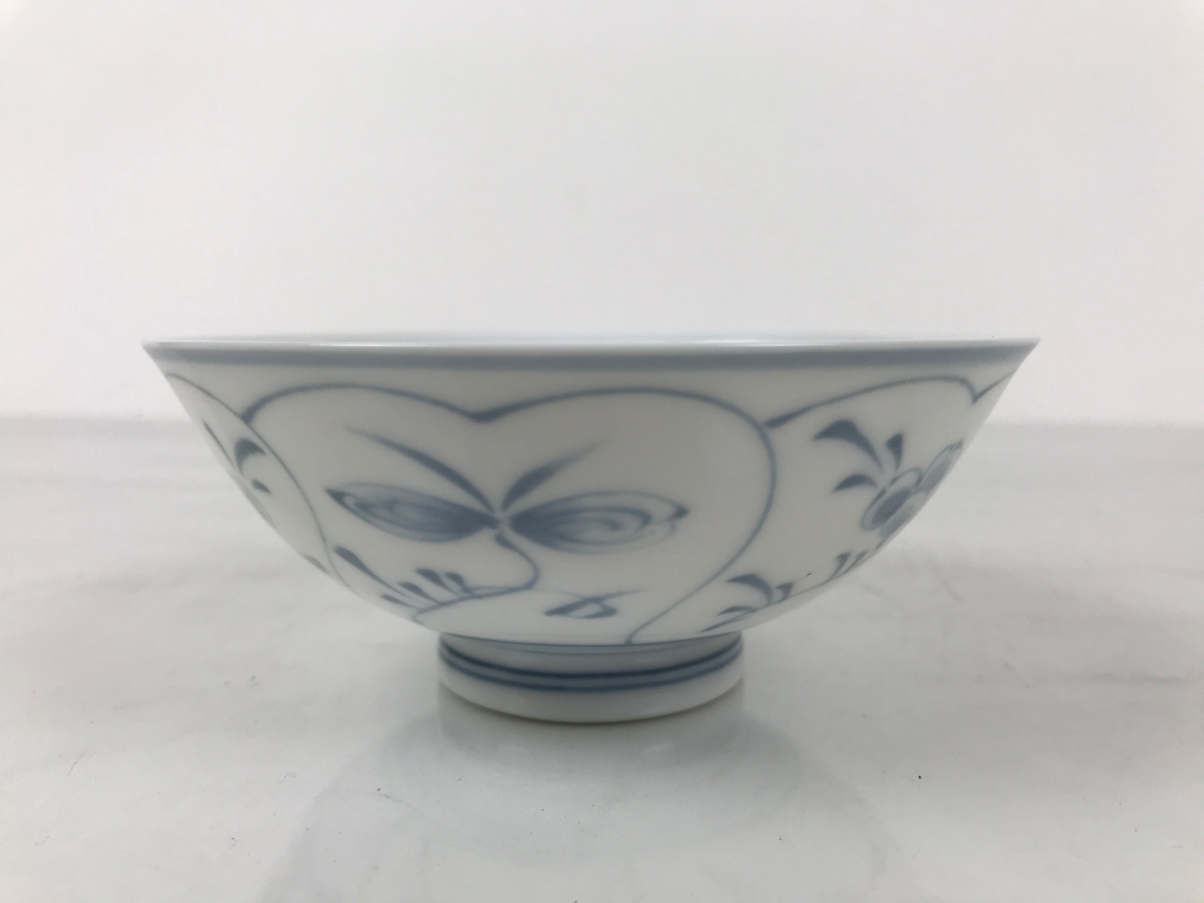Japanese Porcelain Mino Ware Rice Bowl Chawan Vtg White Blue Plant Vine Tea Y501