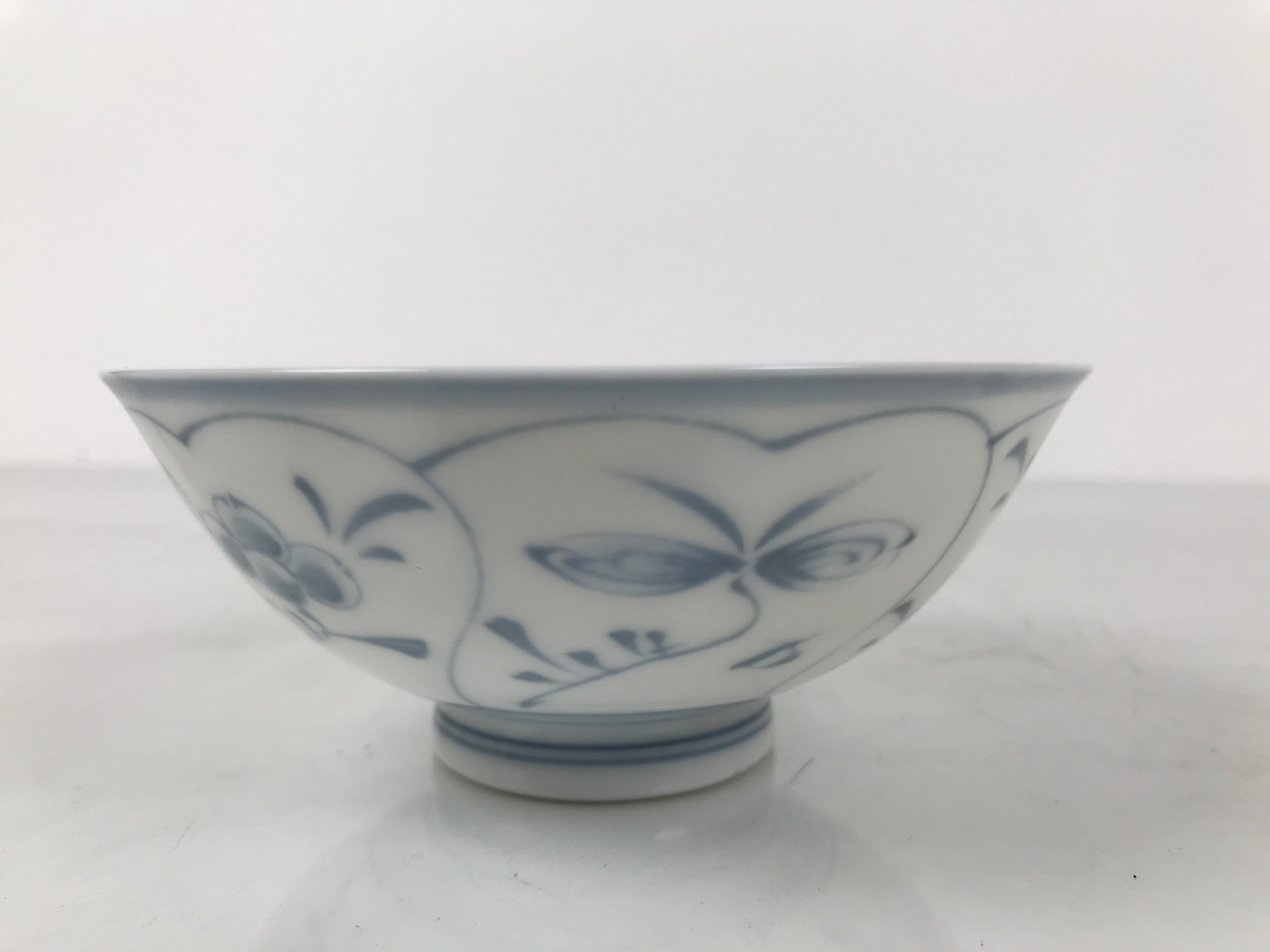 Japanese Porcelain Mino Ware Rice Bowl Chawan Vtg White Blue Plant Vine Tea Y501