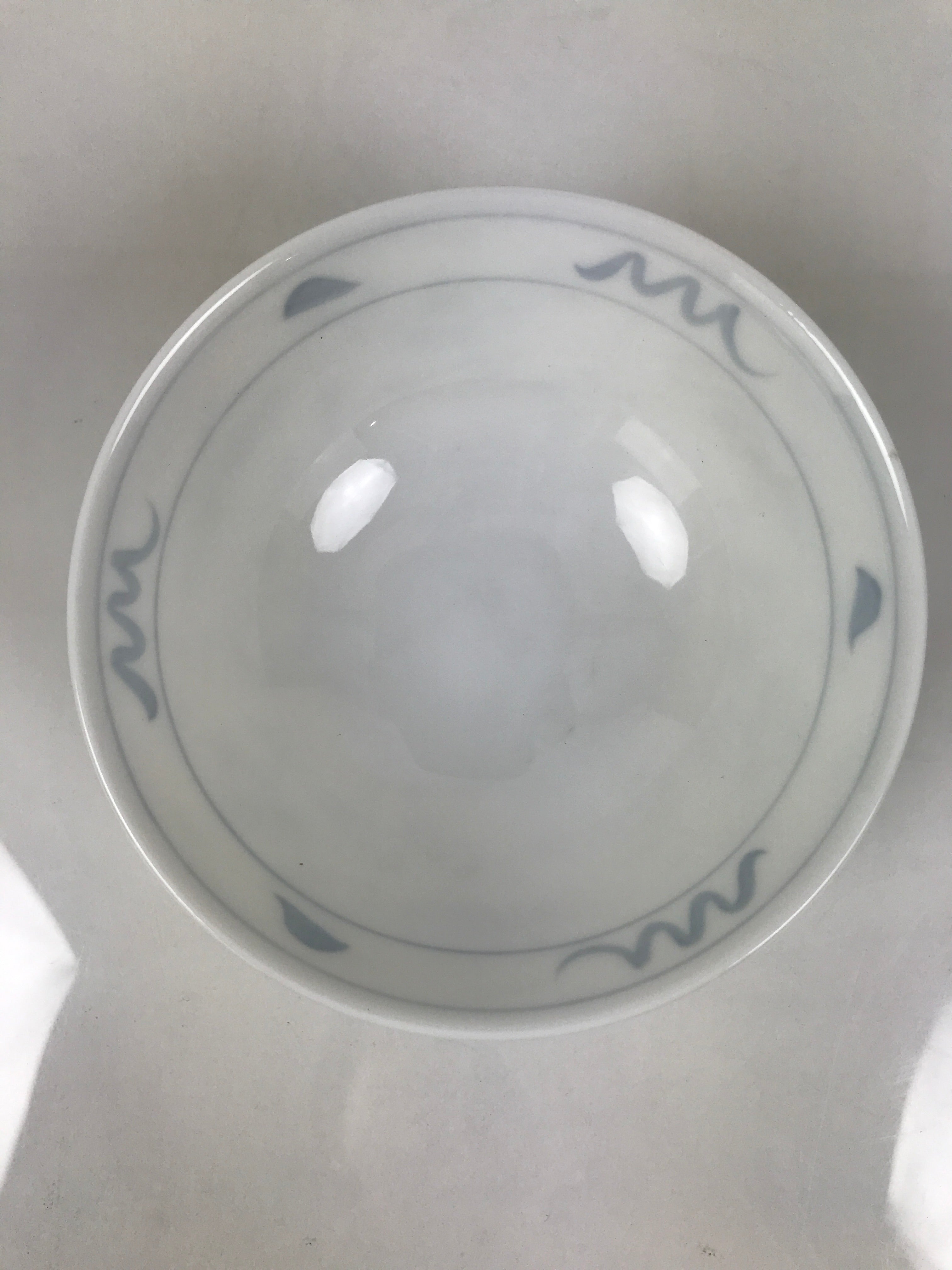 Japanese Porcelain Mino Ware Rice Bowl Chawan Vtg White Blue Plant Vine Tea Y503
