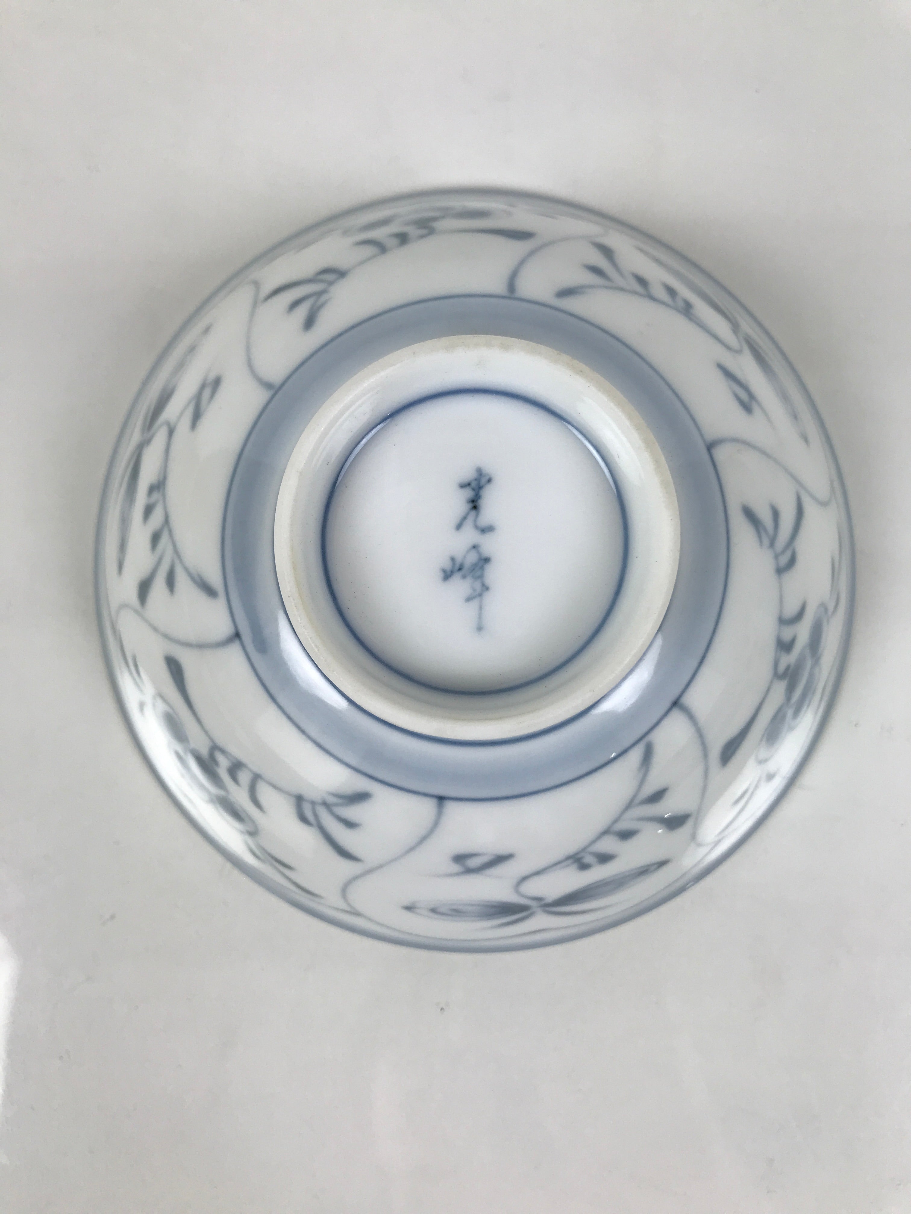 Japanese Porcelain Mino Ware Rice Bowl Chawan Vtg White Blue Plant Vine Tea Y504