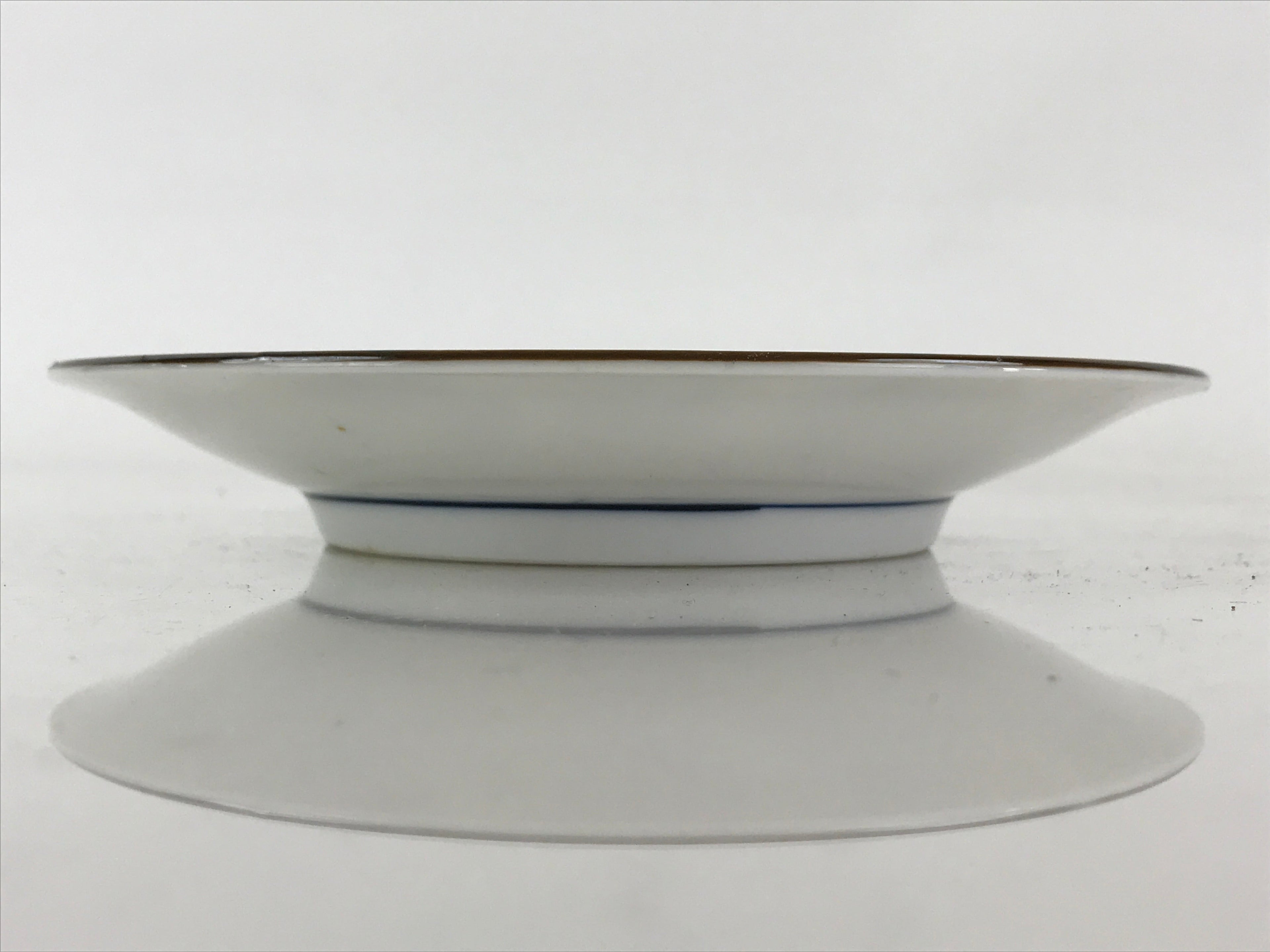 Japanese Porcelain Plate Blue Sometsuke Plum blossoms Flower Pattern Sara PY240
