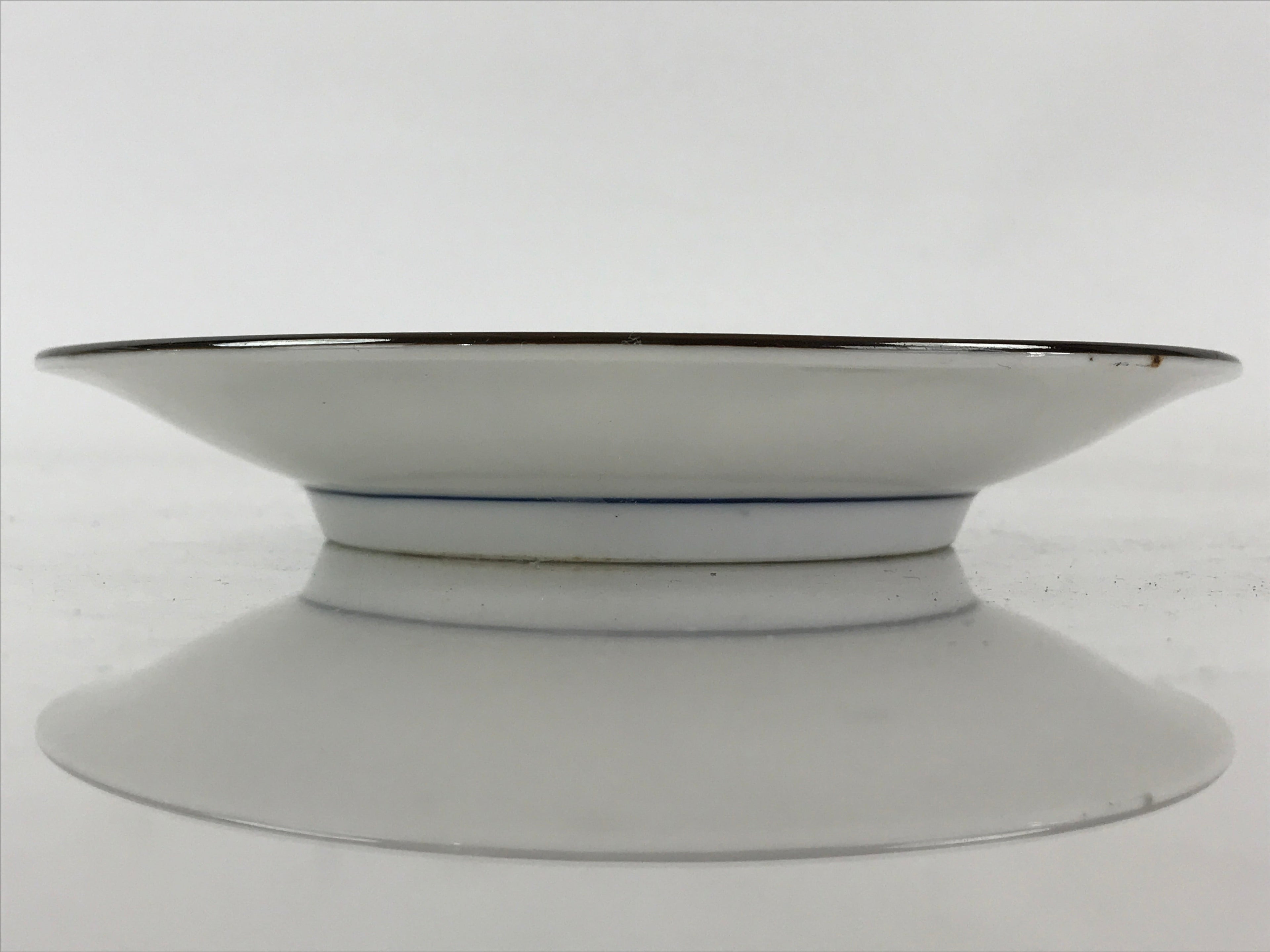 Japanese Porcelain Plate Blue Sometsuke Plum blossoms Flower Pattern Sara PY240