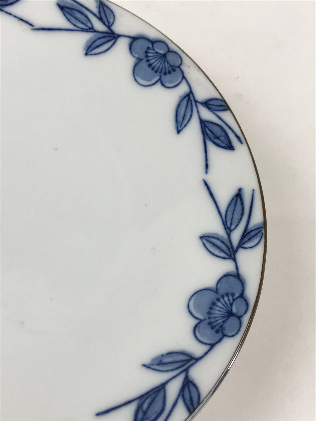 Japanese Porcelain Plate Blue Sometsuke Plum blossoms Flower Pattern Sara PY240