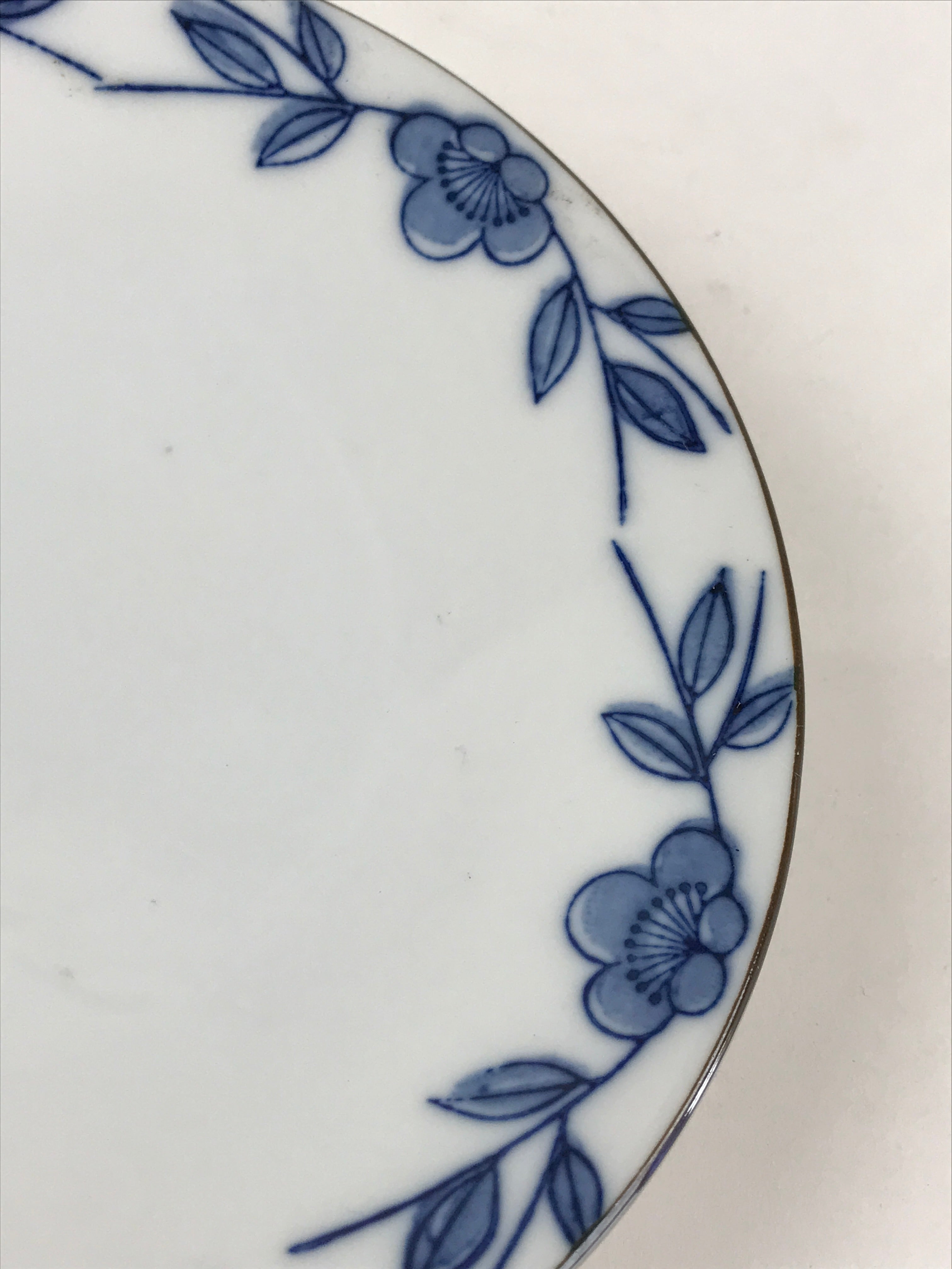 Japanese Porcelain Plate Blue Sometsuke Plum blossoms Flower Pattern Sara PY240