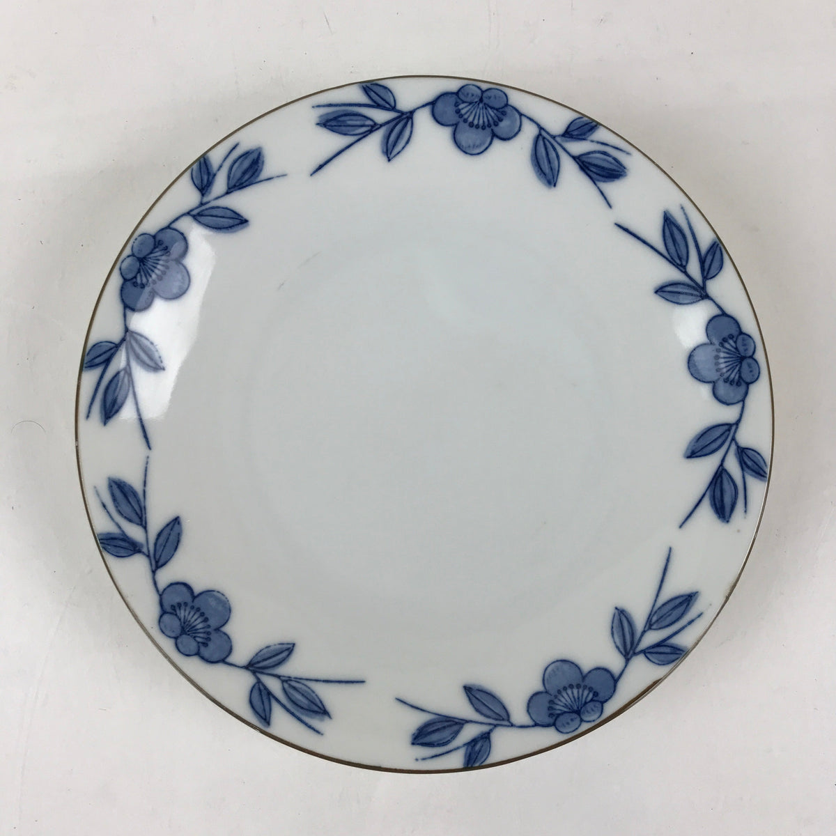 Japanese Porcelain Plate Blue Sometsuke Plum blossoms Flower Pattern Sara PY242