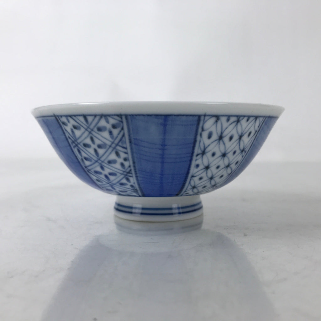 Japanese Porcelain Rice Bowl Owan Kobachi White Blue Sometsuke Traditional Y266