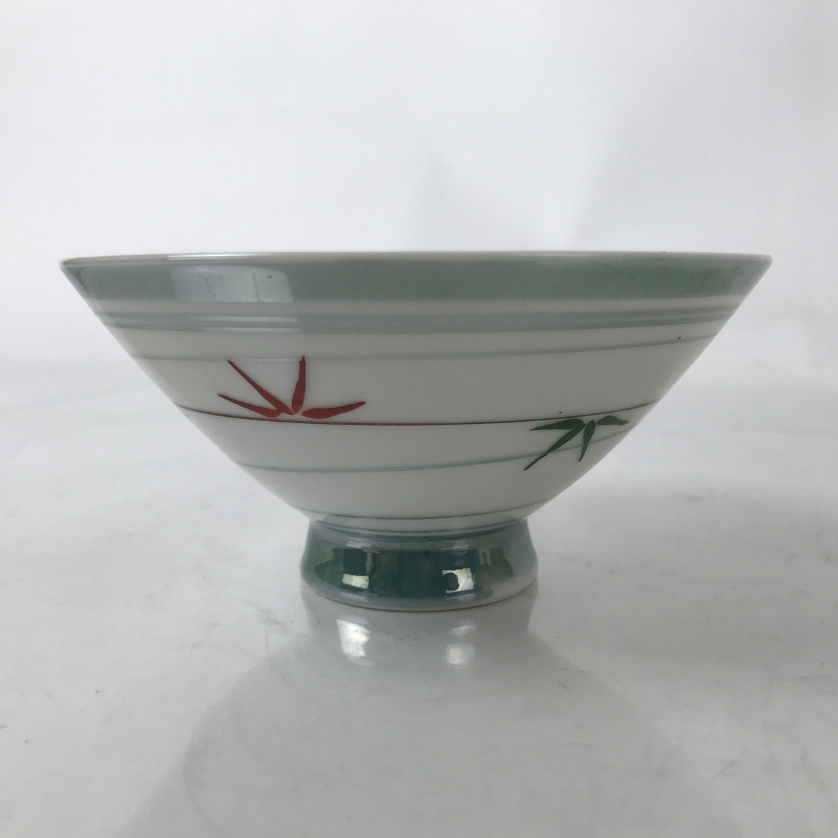 Japanese Porcelain Rice Bowl Owan Vtg Kobachi White Bamboo Leaf Line Stream Y272