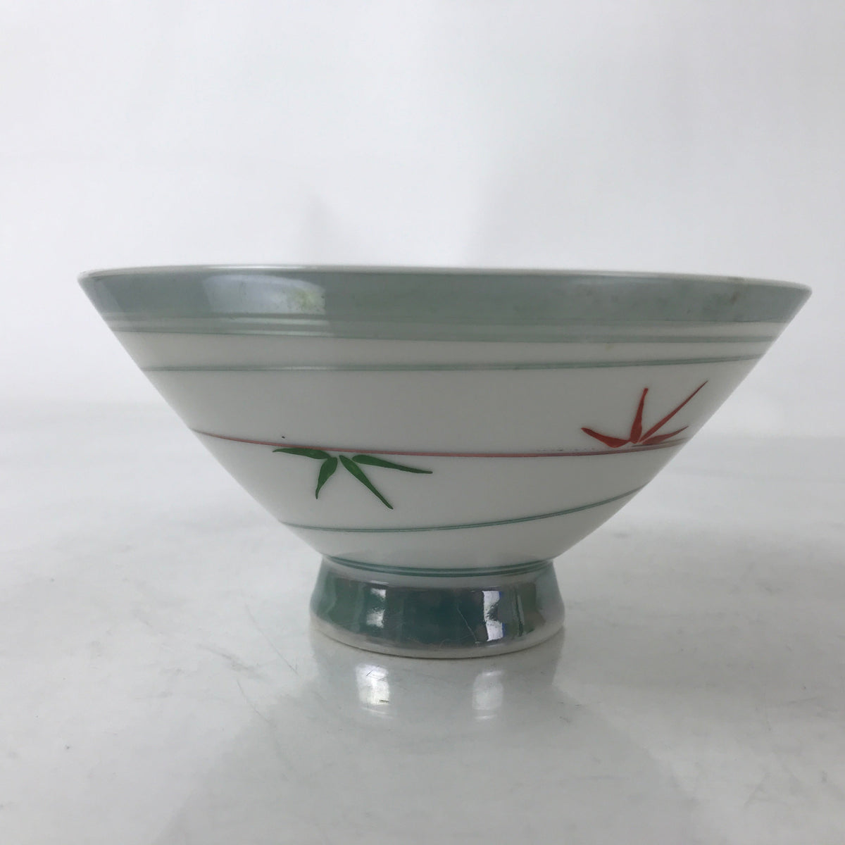 Japanese Porcelain Rice Bowl Owan Vtg Kobachi White Bamboo Leaf Line Stream Y277