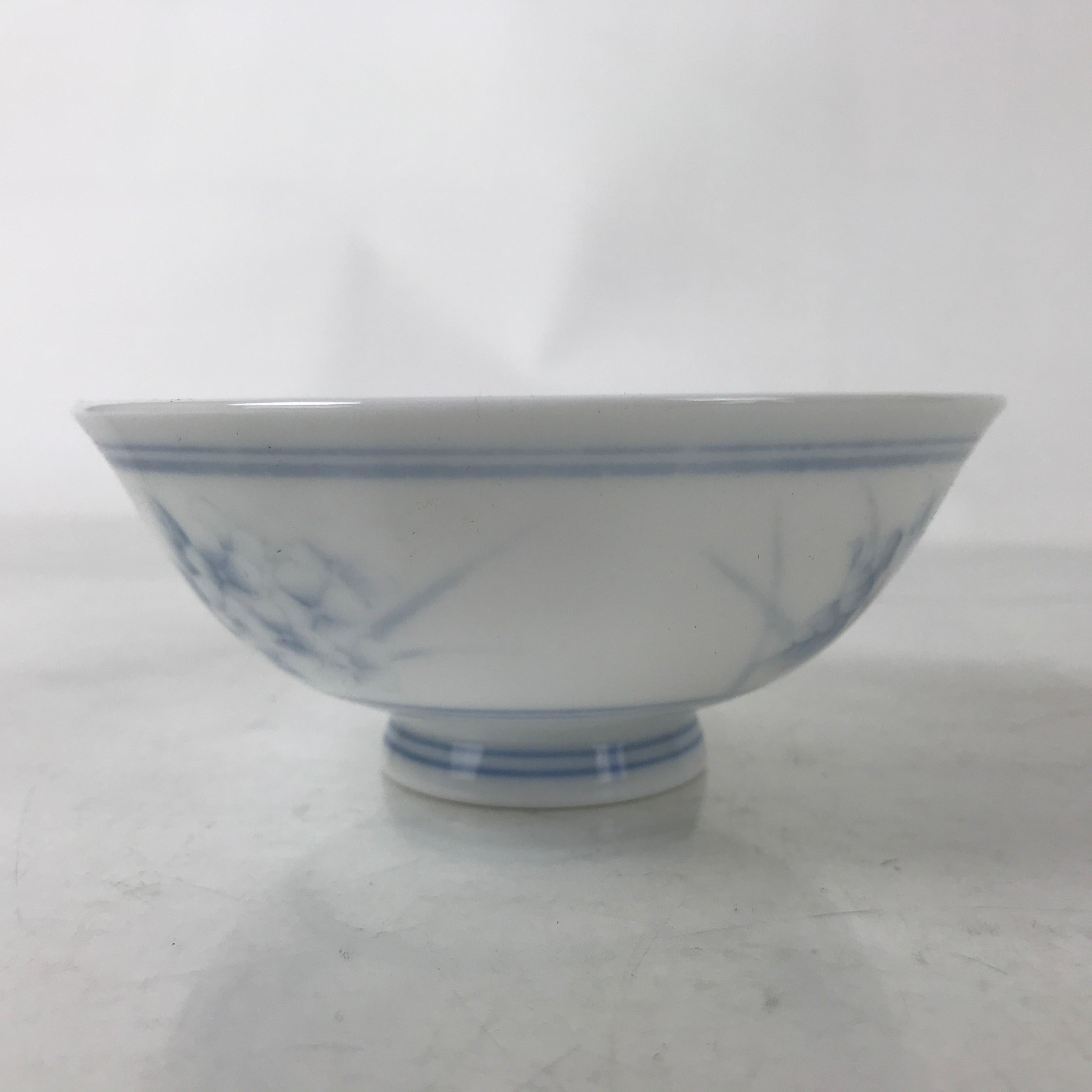 Japanese Porcelain Rice Bowl Owan Vtg Kobachi White Blue Floral Leaf Green Y265