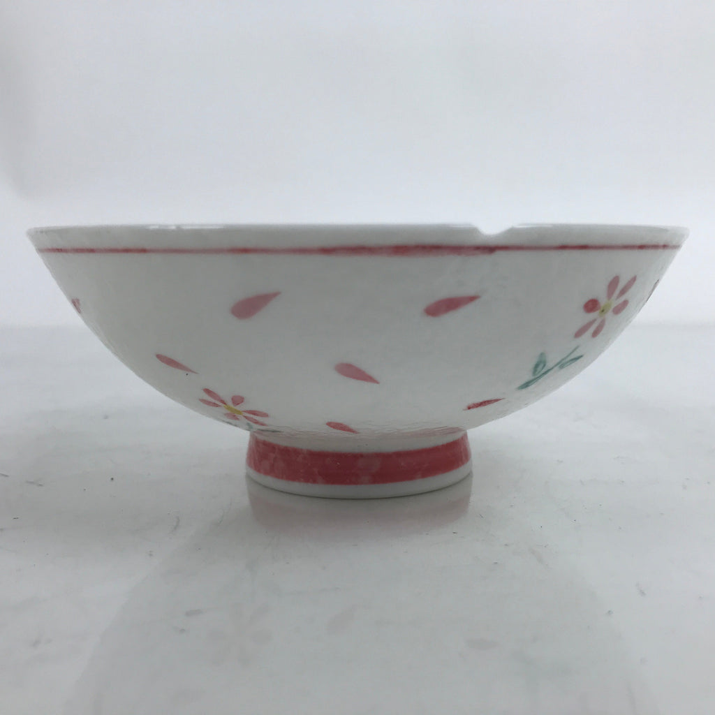 Japanese Porcelain Rice Bowl Owan Vtg Wide Textured White Pink Petal Flowers Y50