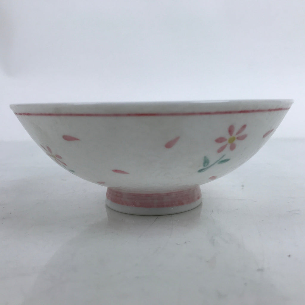 Japanese Porcelain Rice Bowl Owan Vtg Wide Textured White Pink Petal Flowers Y55