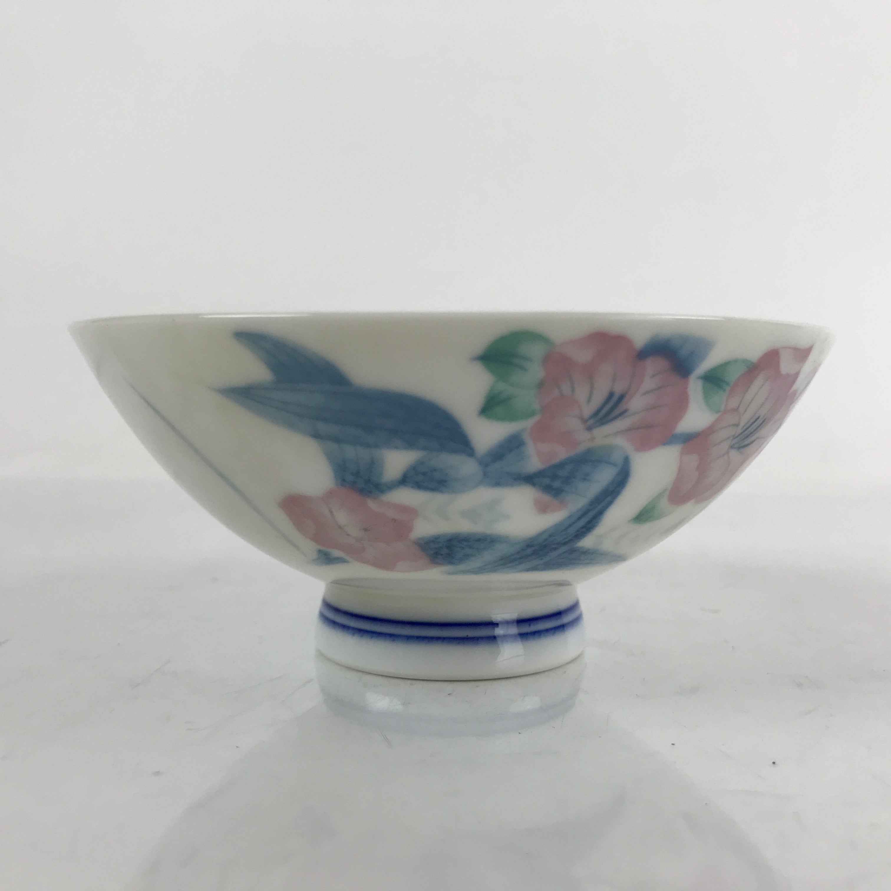 Japanese Porcelain Rice Bowl Owan Vtg Wide White Pink Blue Flower Design PY894