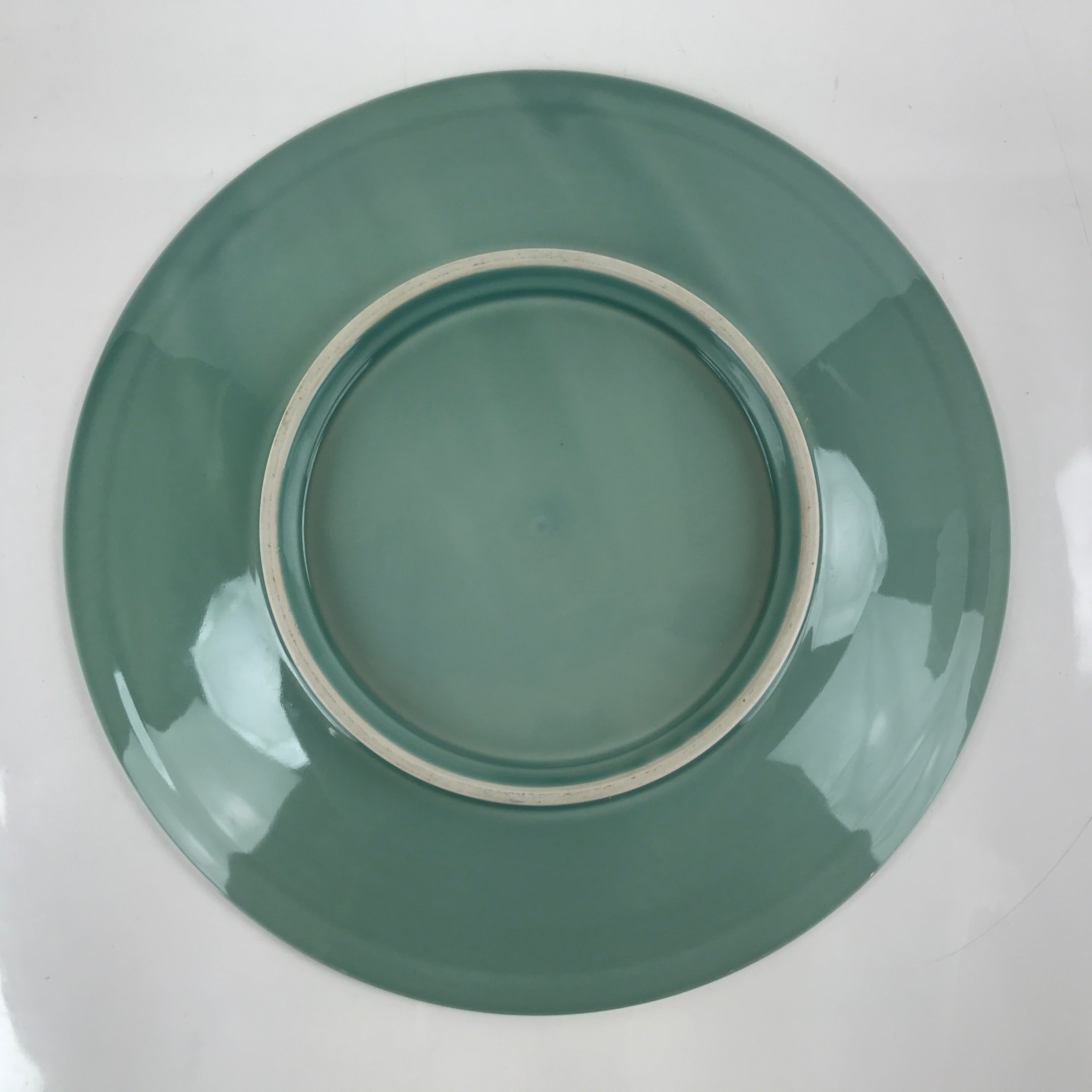Japanese Porcelain Round Large Plate Vtg Ozara Simple Celadon Green PY755