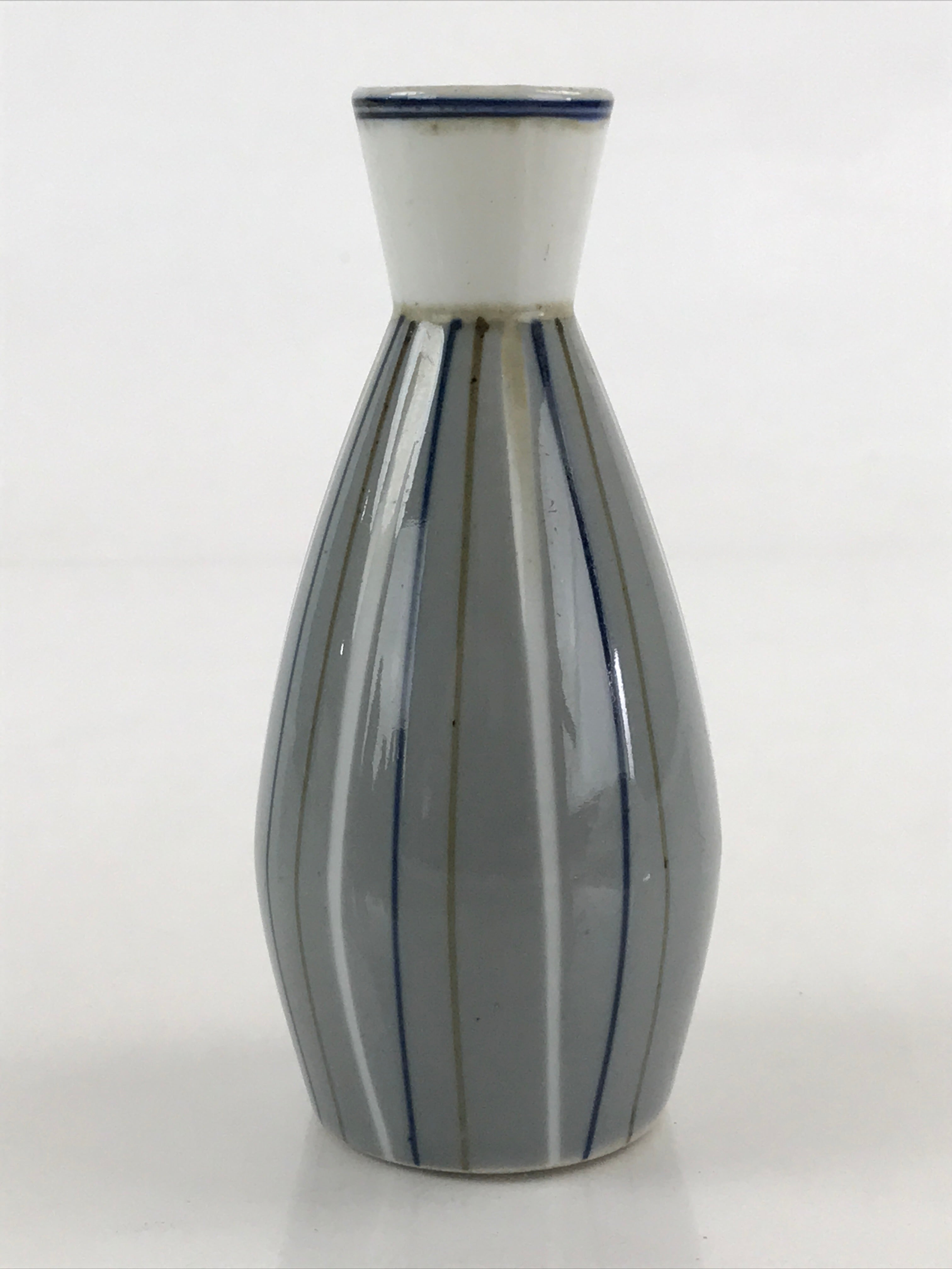 Japanese Porcelain Sake Bottle Tokkuri Ichigo Vtg Pottery Vertical Stripes TS527