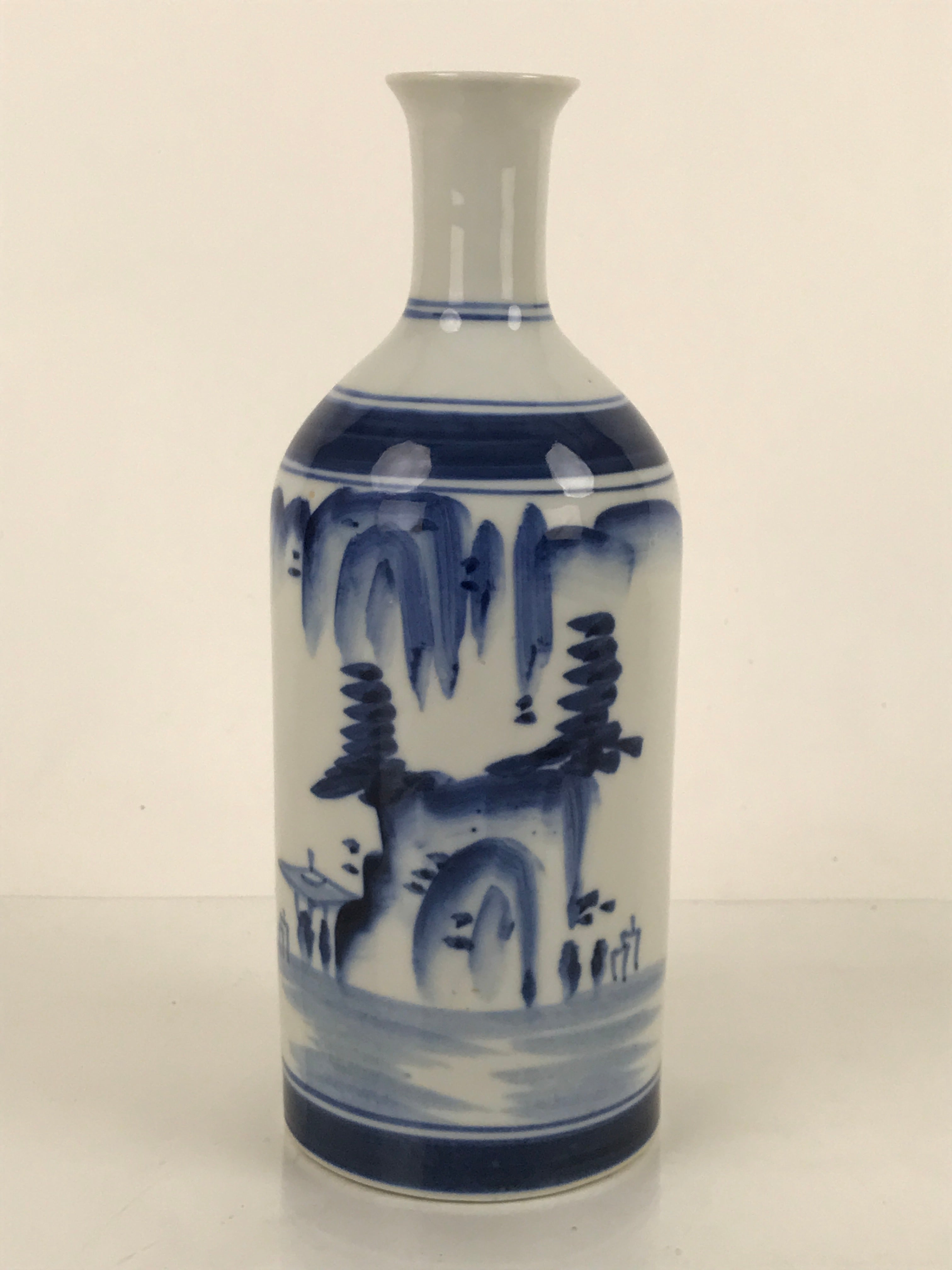 Japanese Porcelain Sake Bottle Tokkuri Imari Ware Blue Sometsuke Scenery TS664