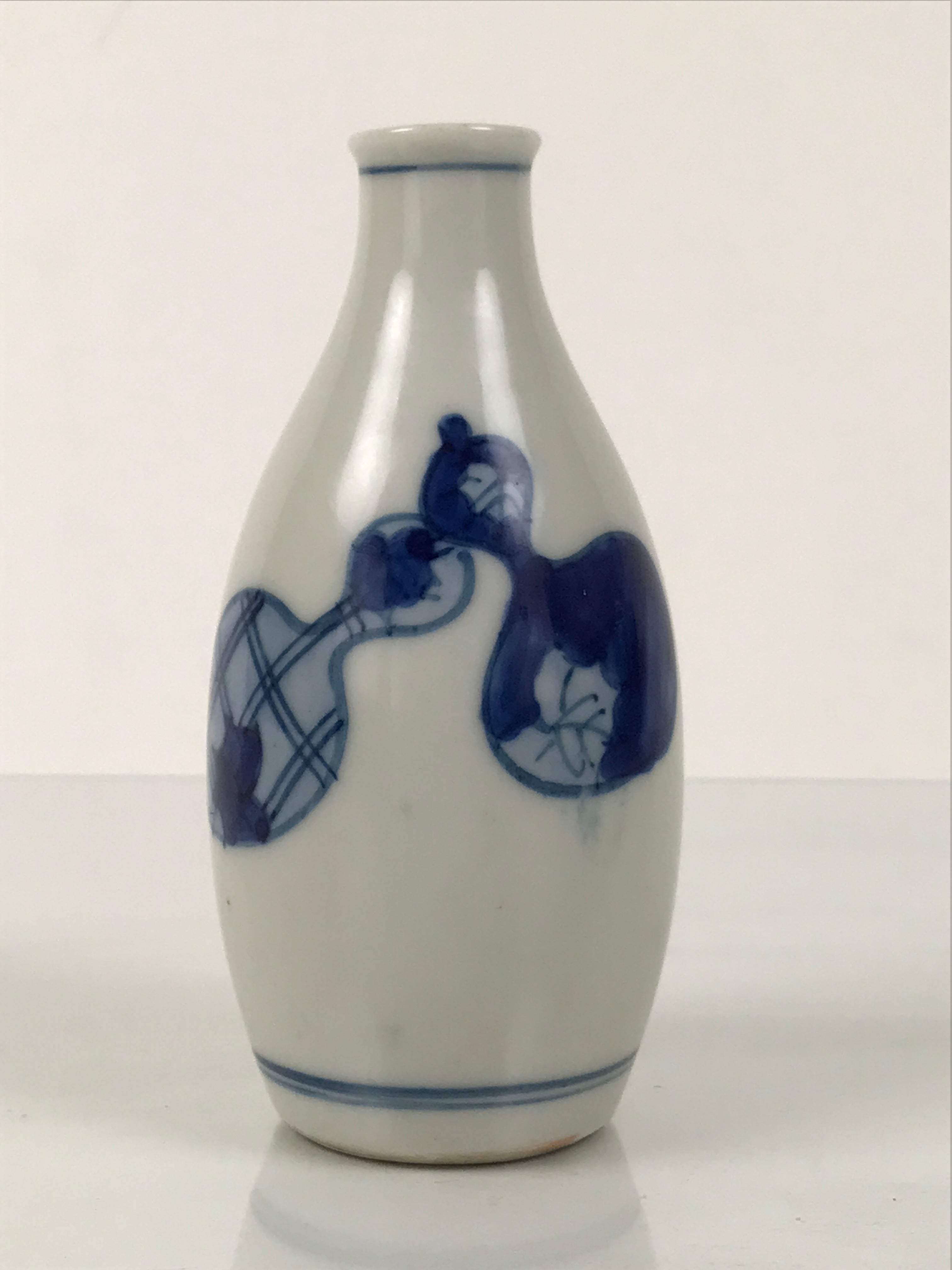 Japanese Porcelain Sake Bottle Tokkuri Vtg Blue White Kanji Gourd Red TS847