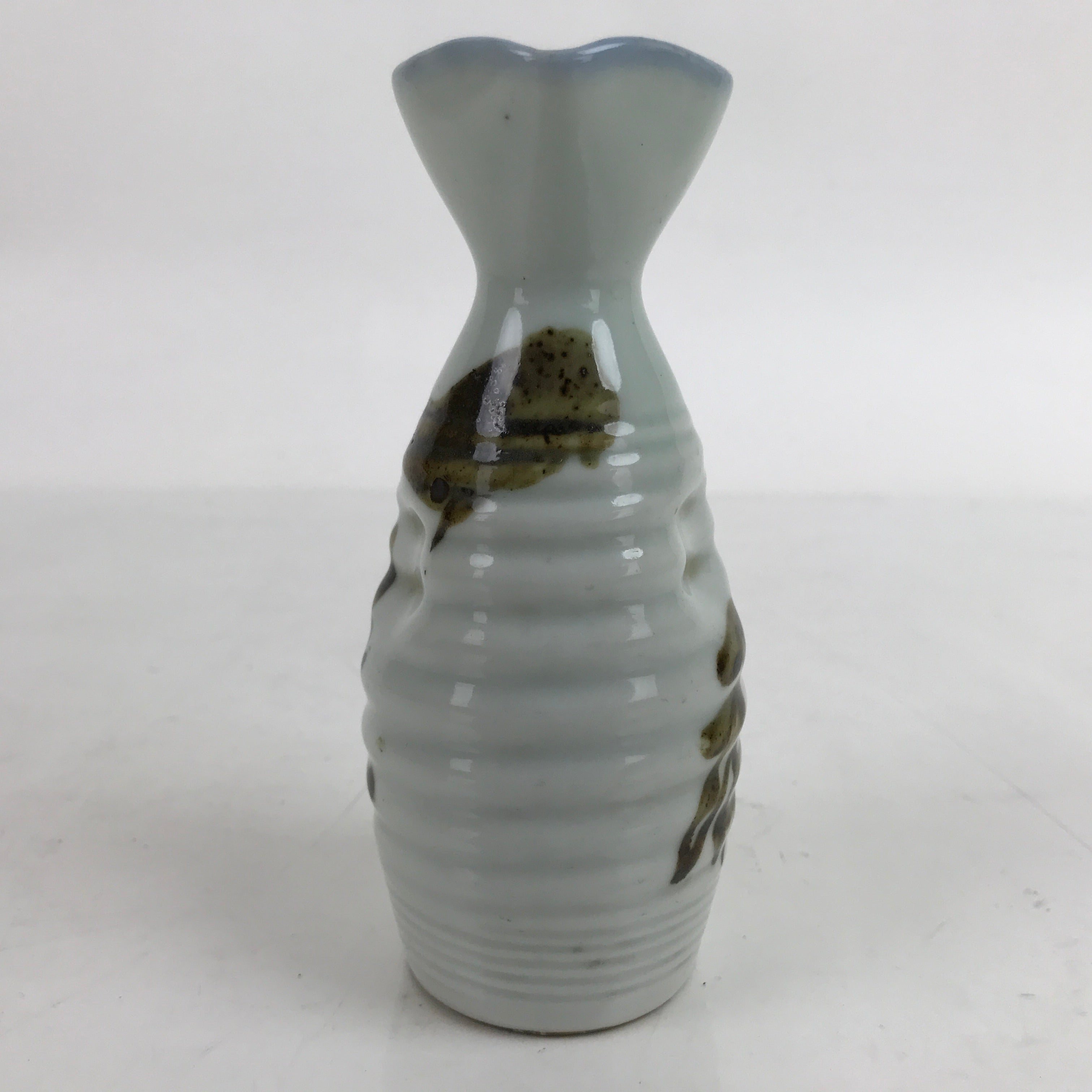 Japanese Porcelain Sake Bottle Tokkuri Vtg Wavy Grip Calligraphy White TS724