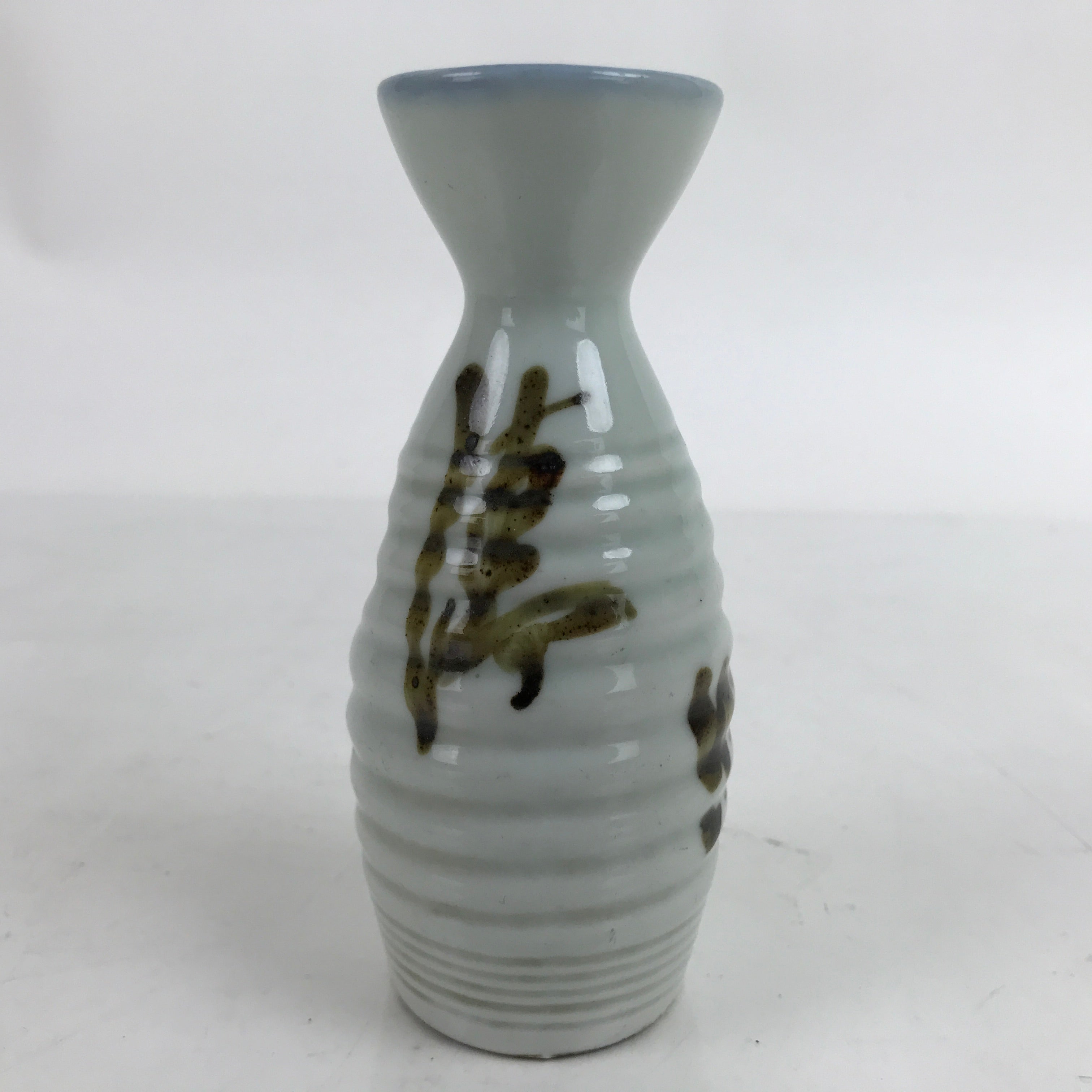 Japanese Porcelain Sake Bottle Tokkuri Vtg Wavy Grip Calligraphy White TS724