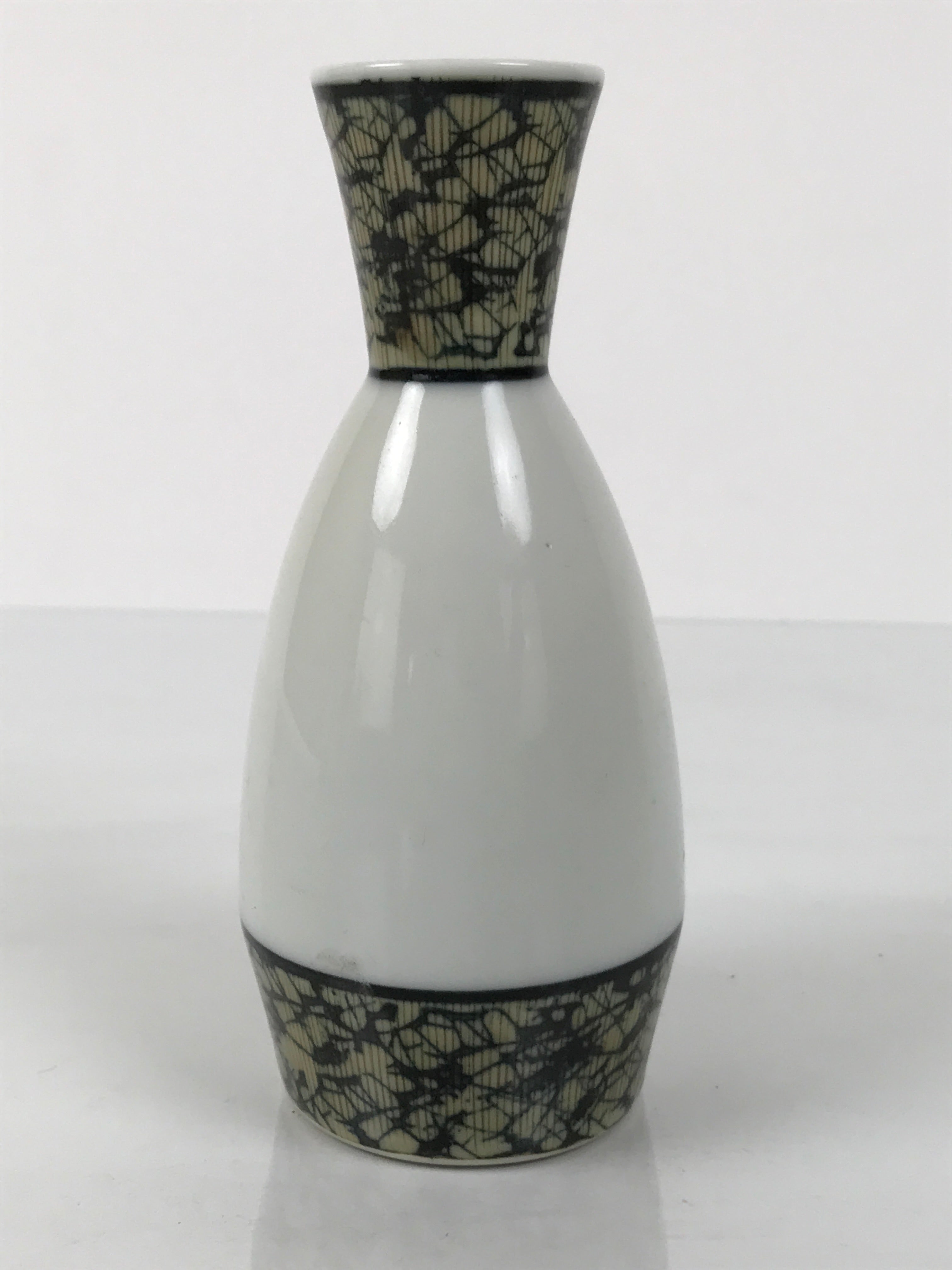 Japanese Porcelain Sake Bottle Tokkuri Vtg White Black Brown Abstract Line TS844