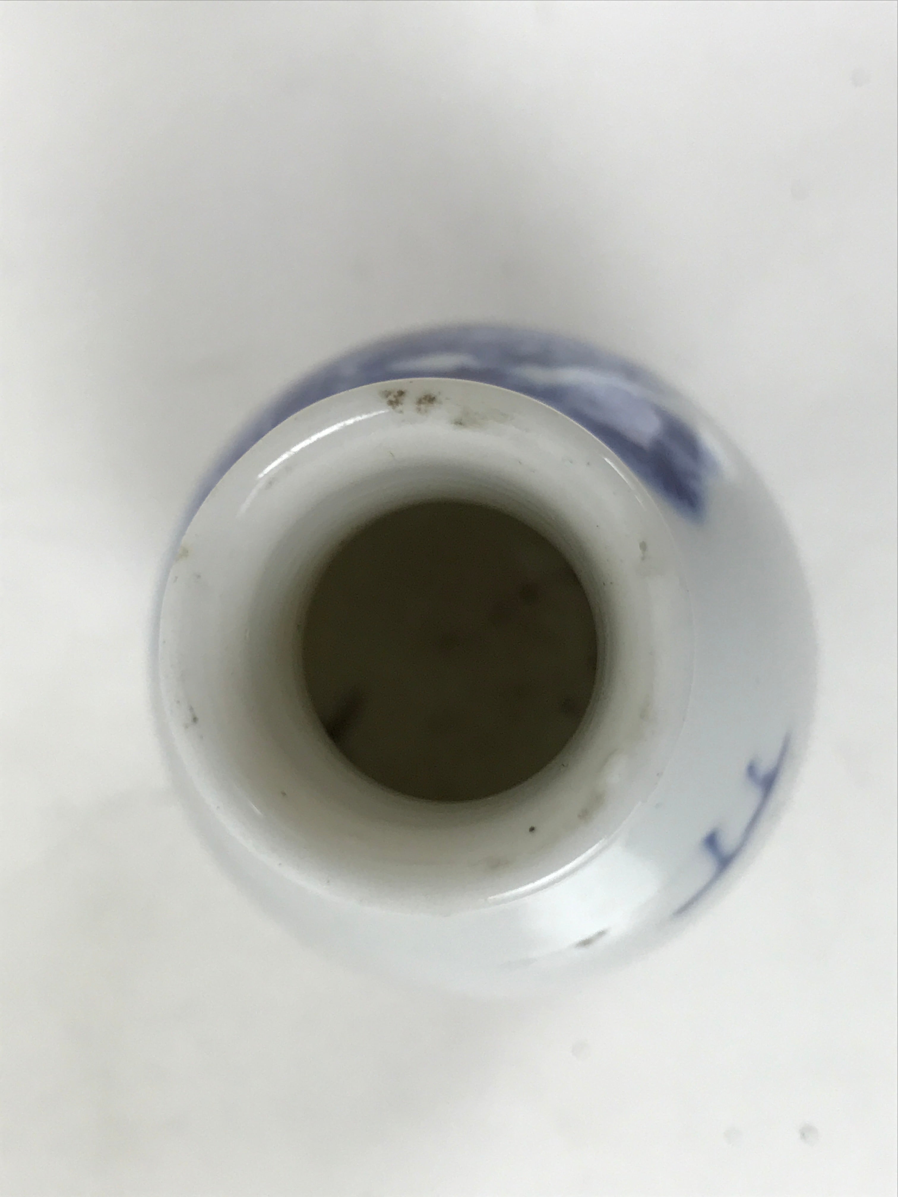 Japanese Porcelain Sake Bottle Tokkuri Vtg White Blue Sometsuke Pine Tree TS826