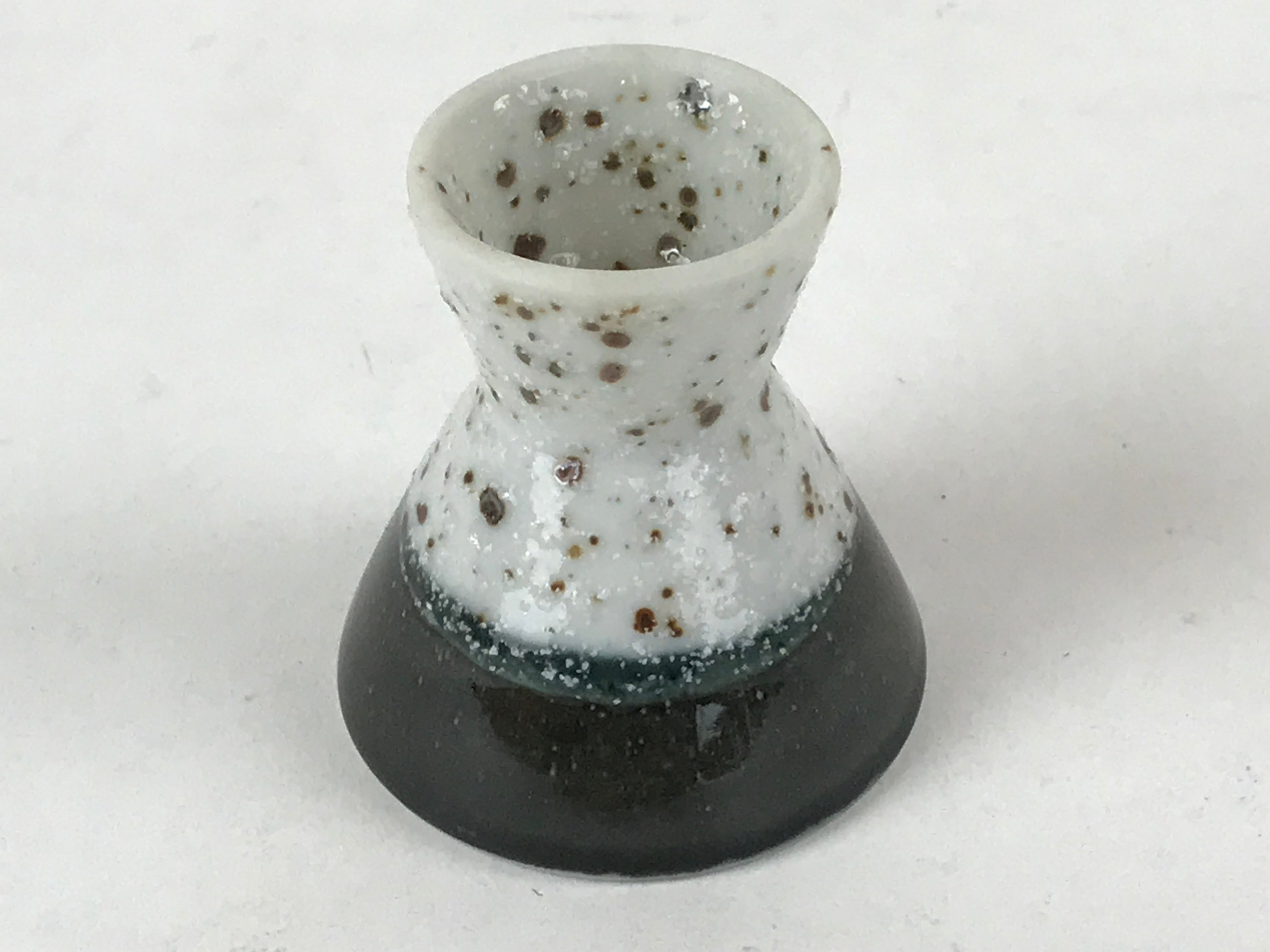 Japanese Porcelain Sake Cup Vtg Rappa Ochoko Guinomi Green Brown Speckle G119