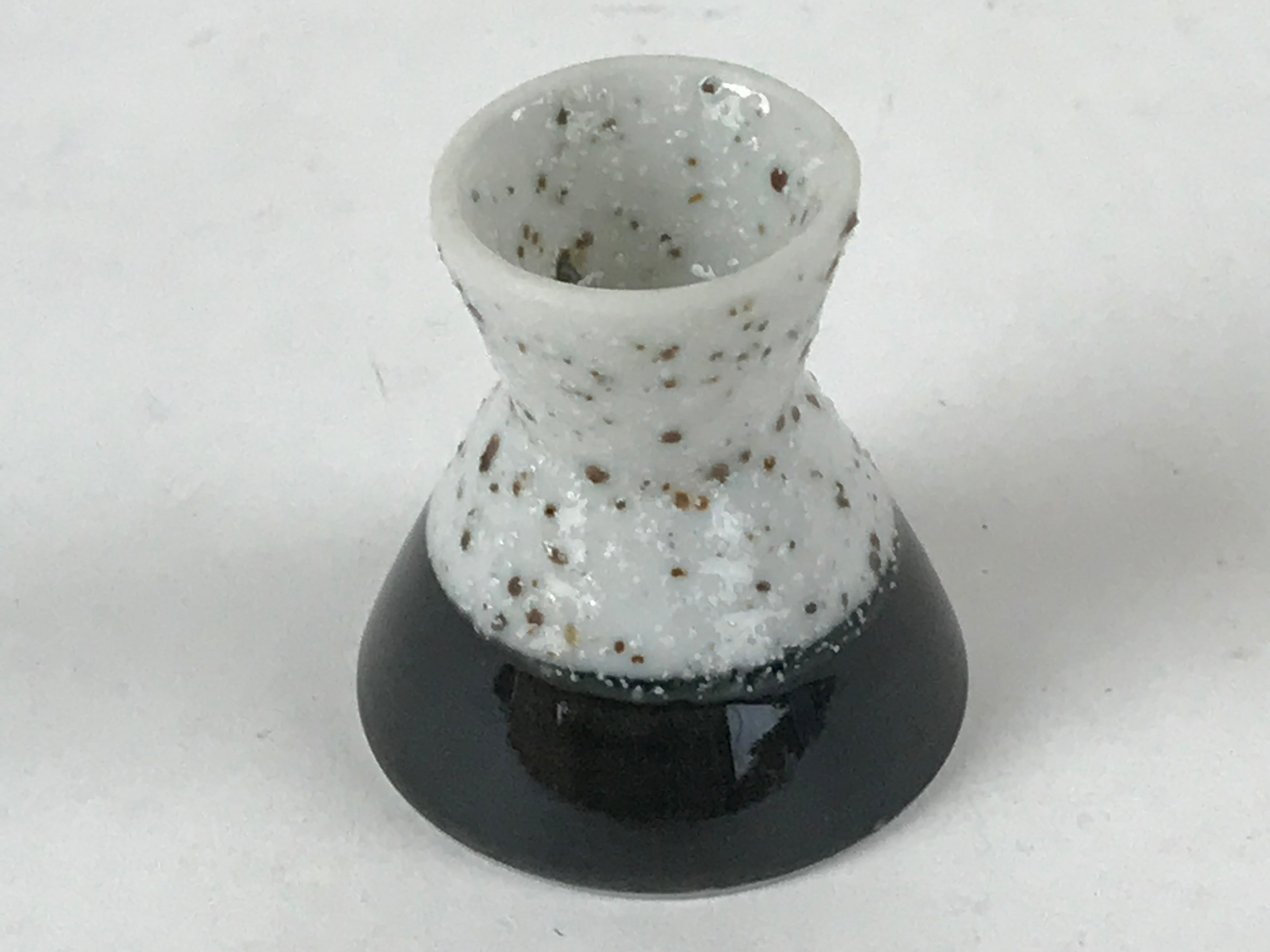 Japanese Porcelain Sake Cup Vtg Rappa Ochoko Guinomi Green Brown Speckle G120