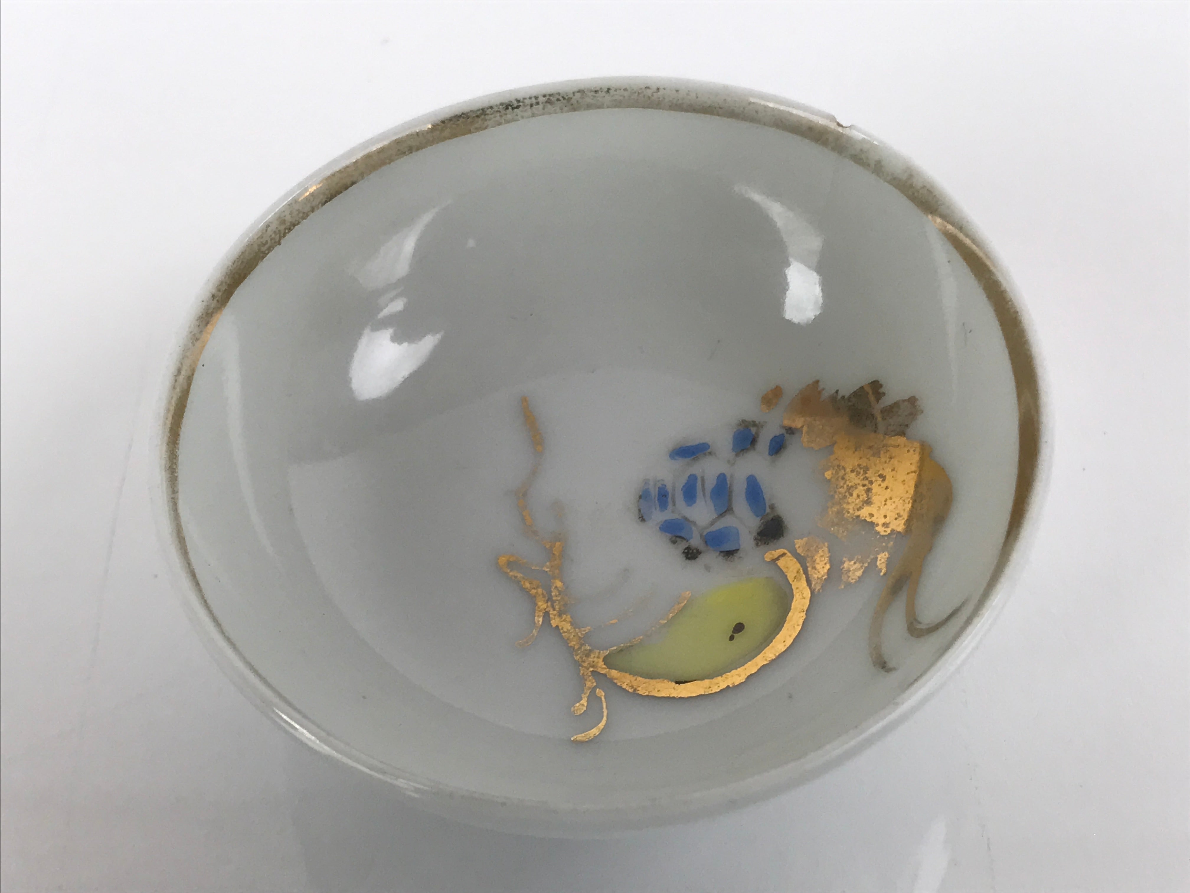 Japanese Porcelain Sake Cup Vtg Sakazuki Guinomi Minogame Turtle White Gold G217