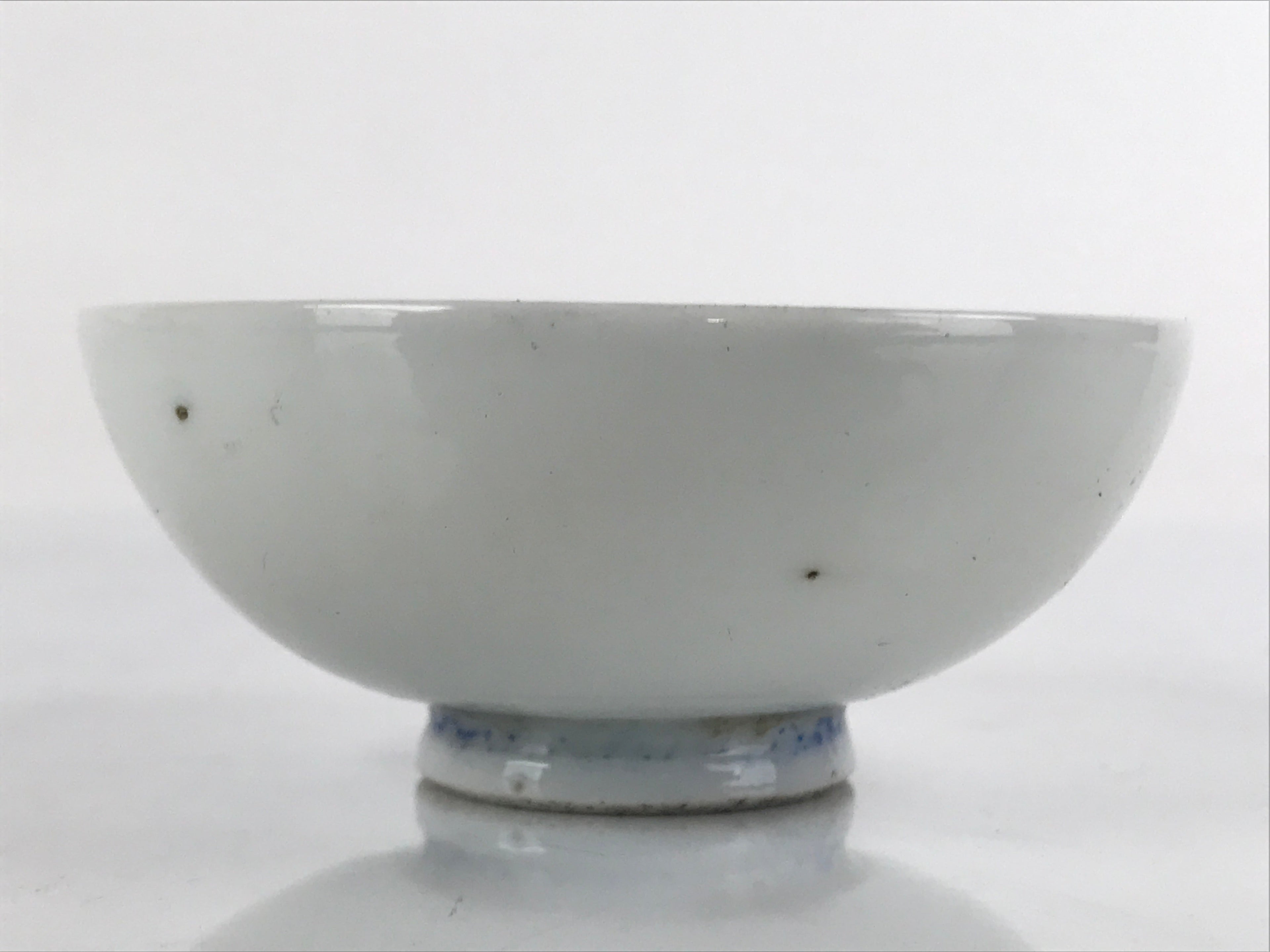 Japanese Porcelain Sake Cup Vtg Sakazuki Guinomi Minogame Turtle White Gold G255