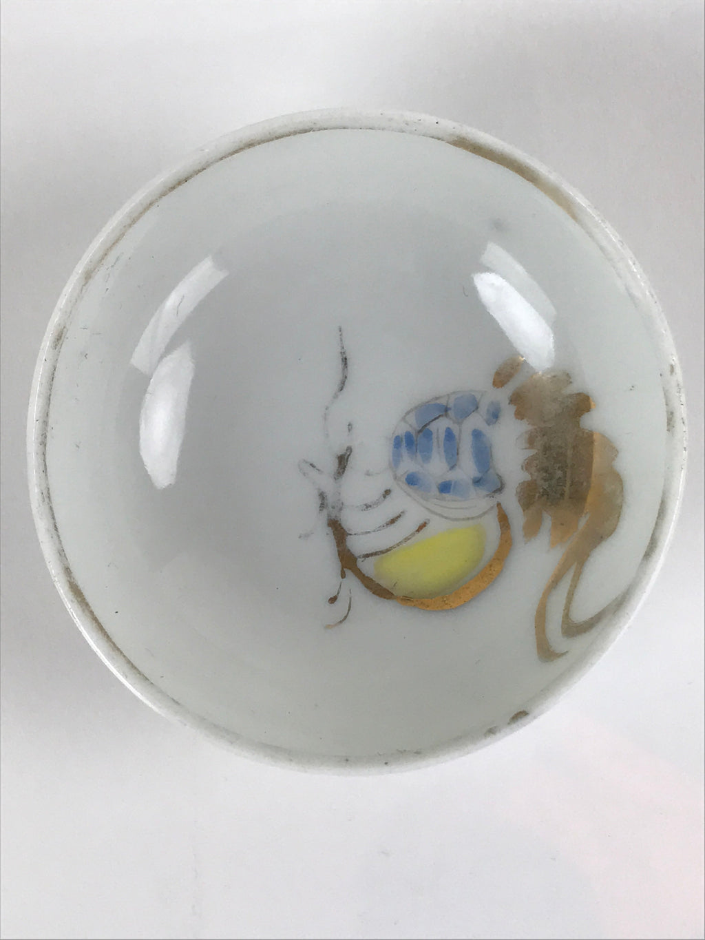 Japanese Porcelain Sake Cup Vtg Sakazuki Guinomi Minogame Turtle White Gold G255