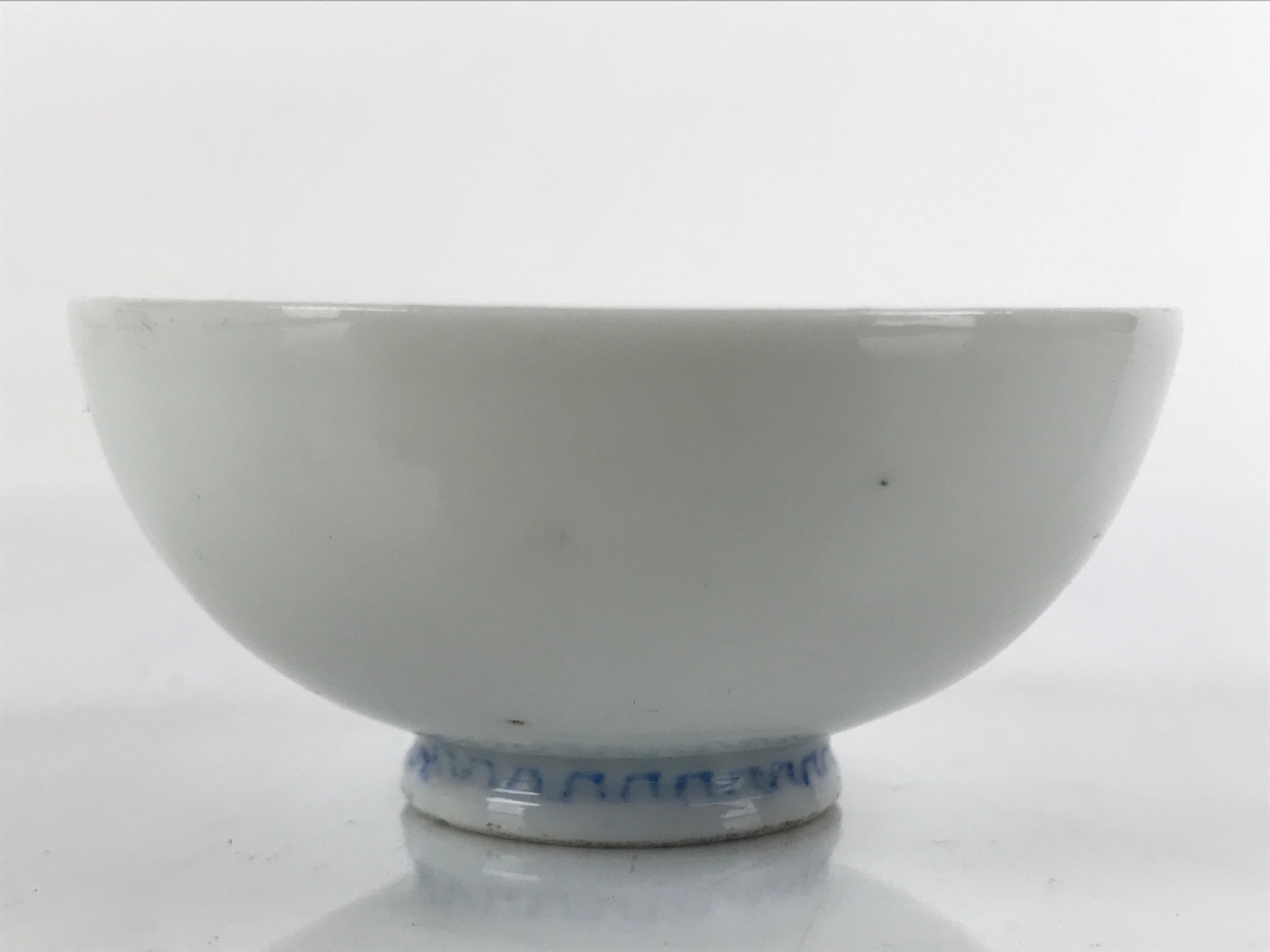 Japanese Porcelain Sake Cup Vtg Sakazuki Guinomi Minogame Turtle White Gold G258