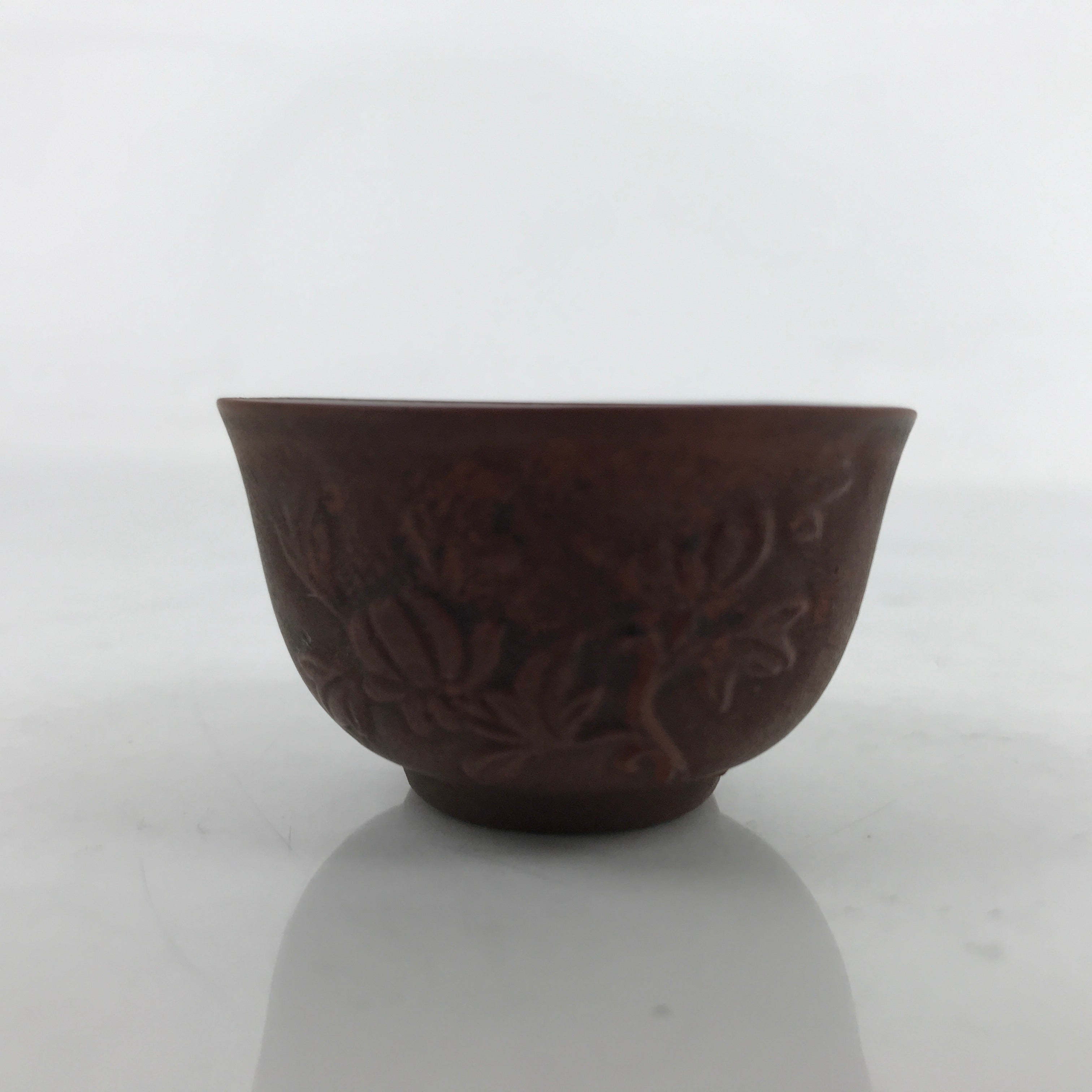 Japanese Porcelain Sake Cup Vtg Tsubomi Ochoko Chrysanthemum Kiku Brown G268