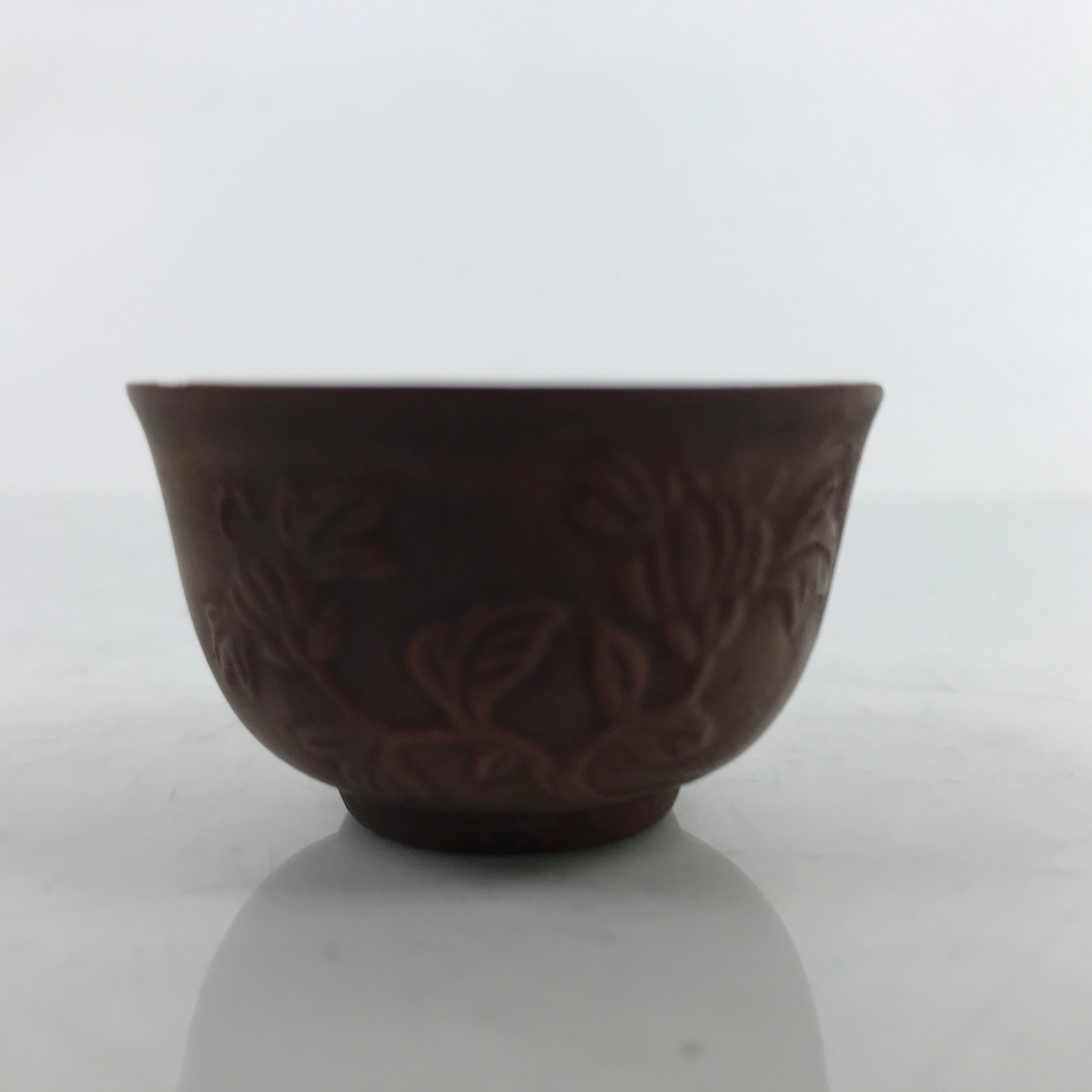 Japanese Porcelain Sake Cup Vtg Tsubomi Ochoko Chrysanthemum Kiku Brown G272